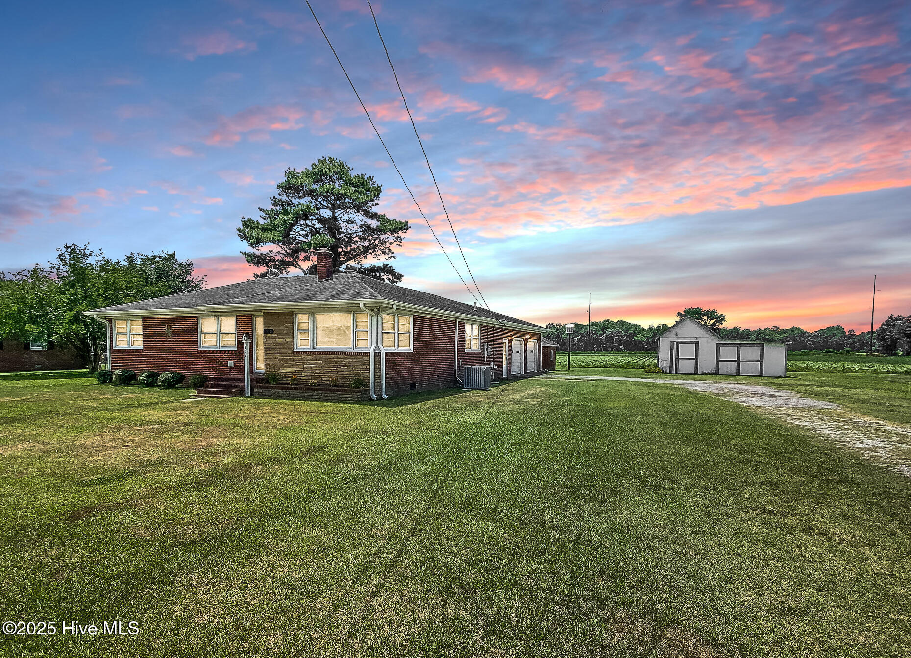 202 Winfall Boulevard Property Photo 1