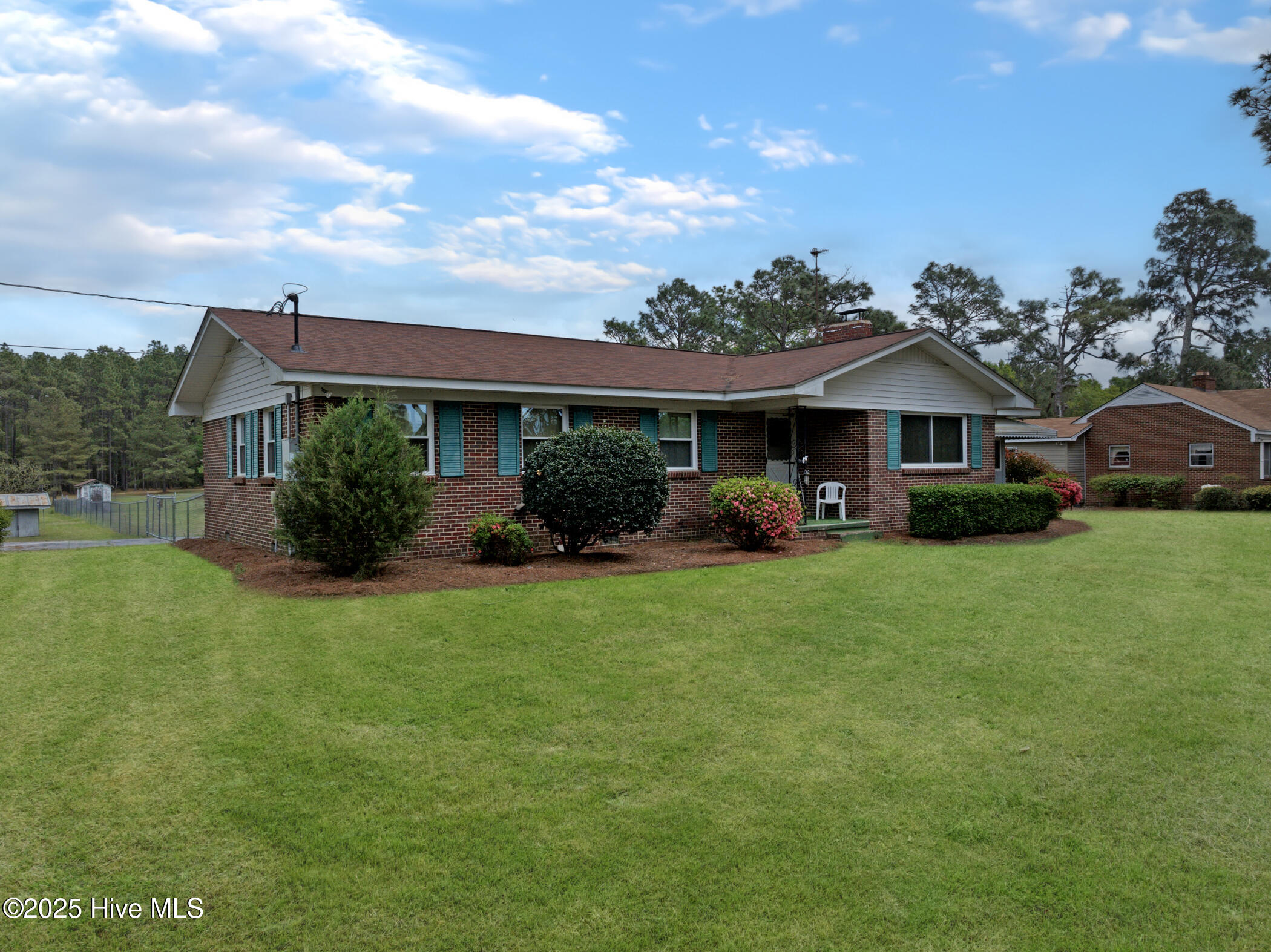 377 Louis Breeden Boulevard Property Photo 1