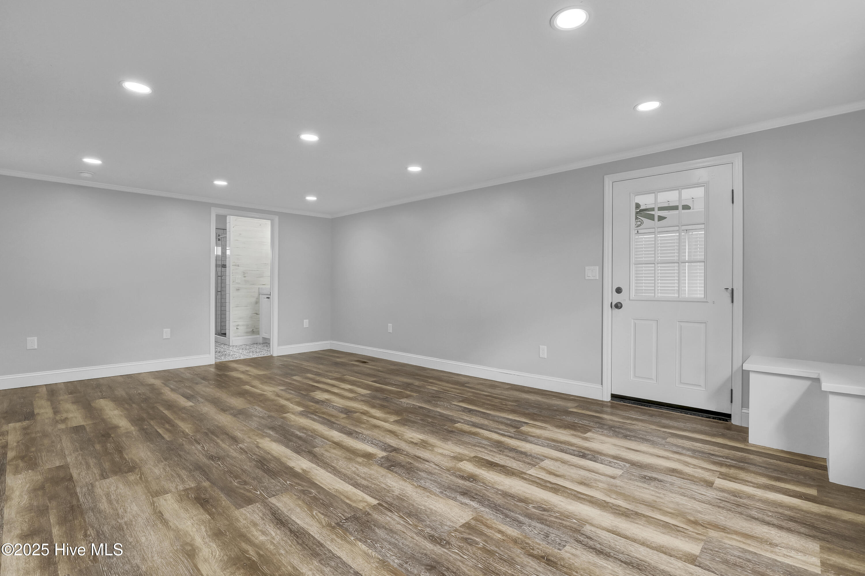 2971 Penderlea Highway Property Photo 13