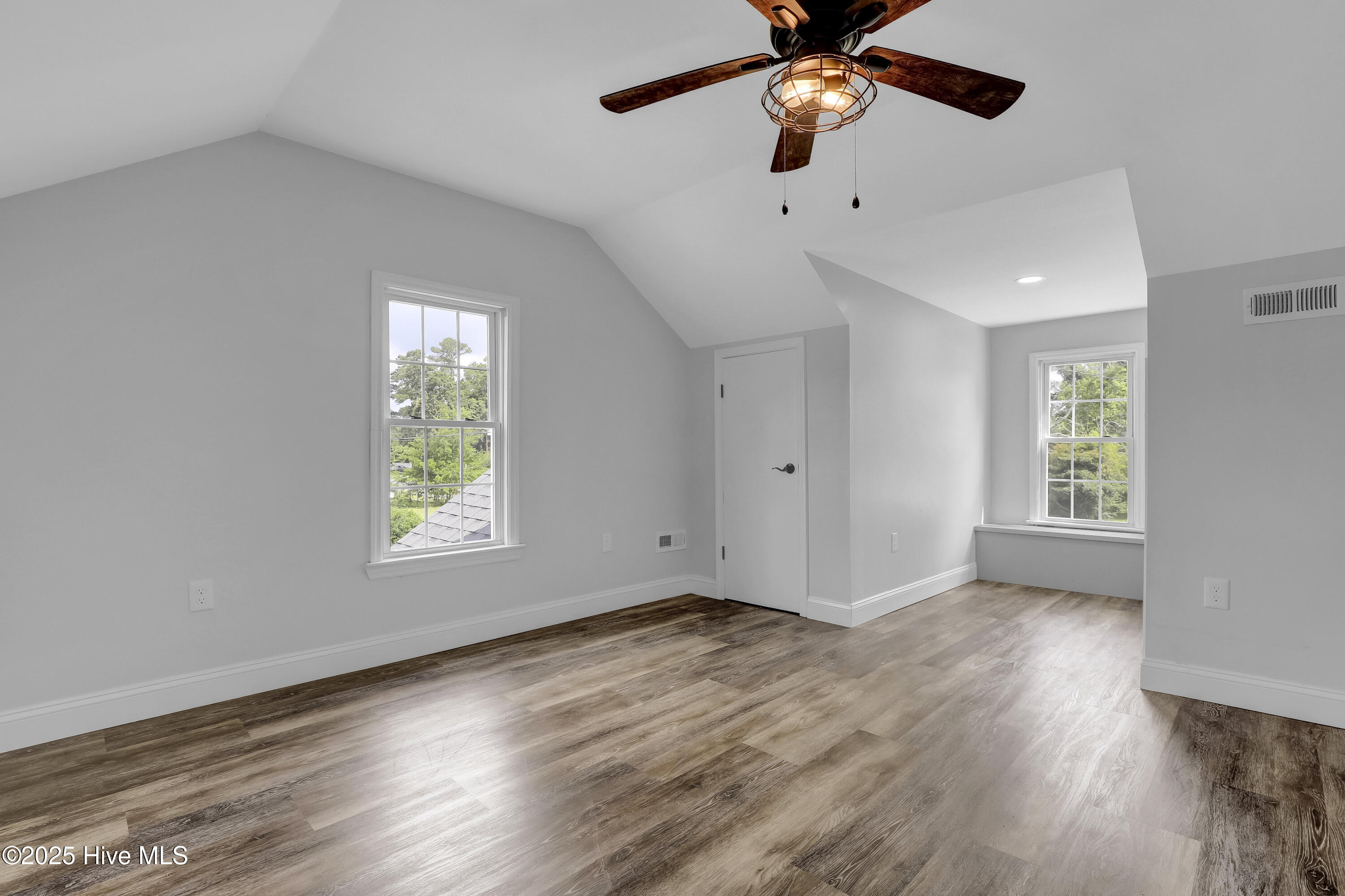 2971 Penderlea Highway Property Photo 21