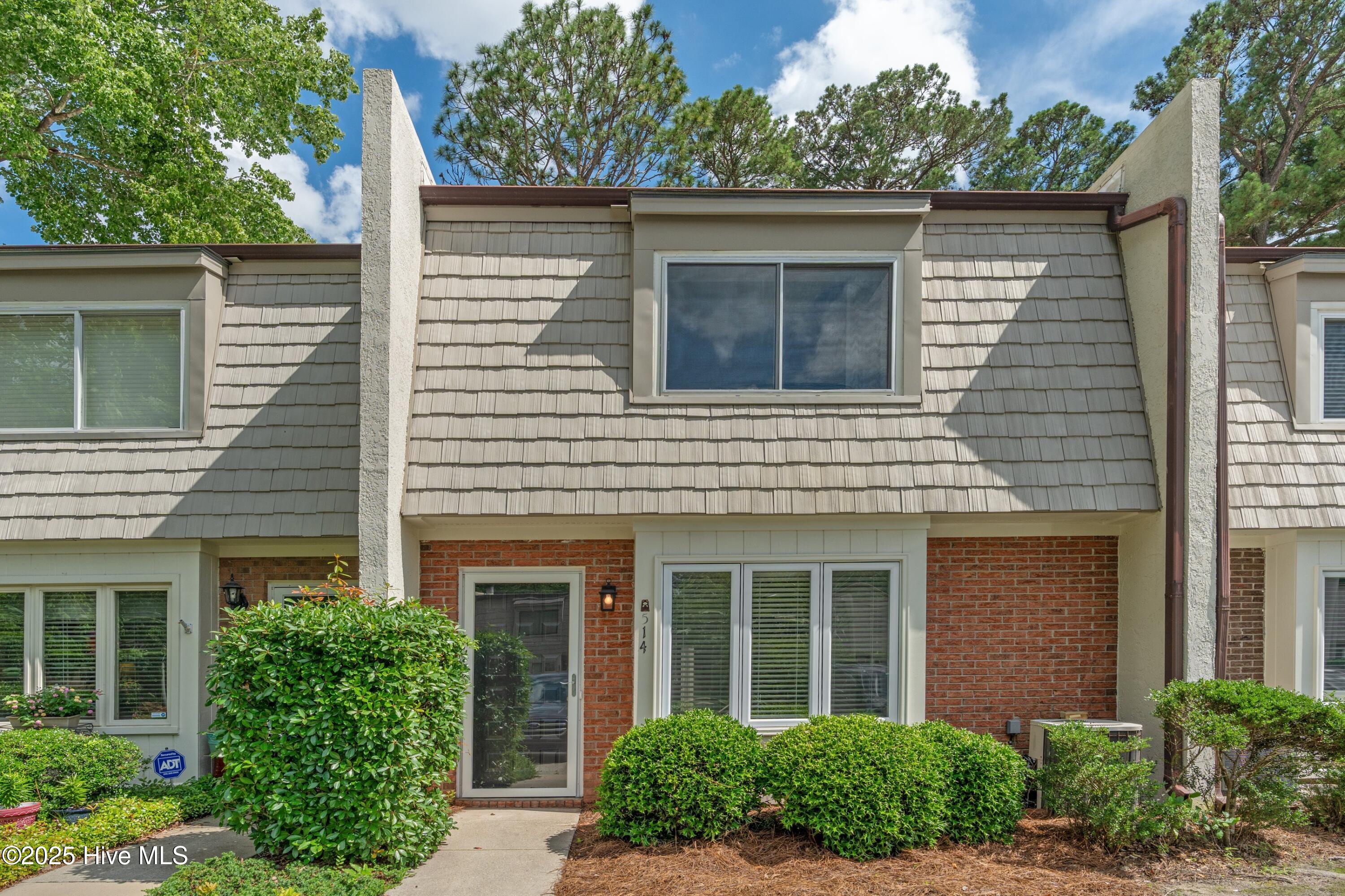 514 Cobblestone Drive Property Photo 1