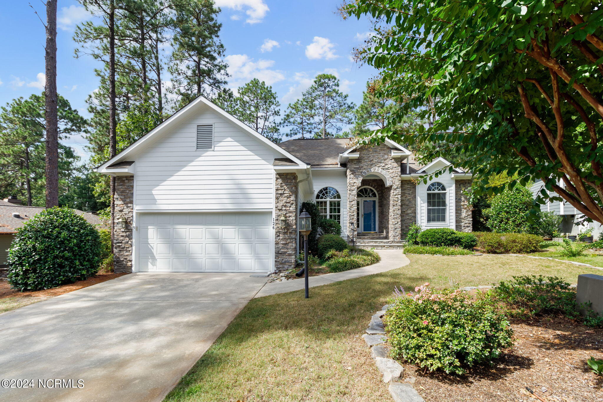 126 Triple Crown Circle Property Photo 1