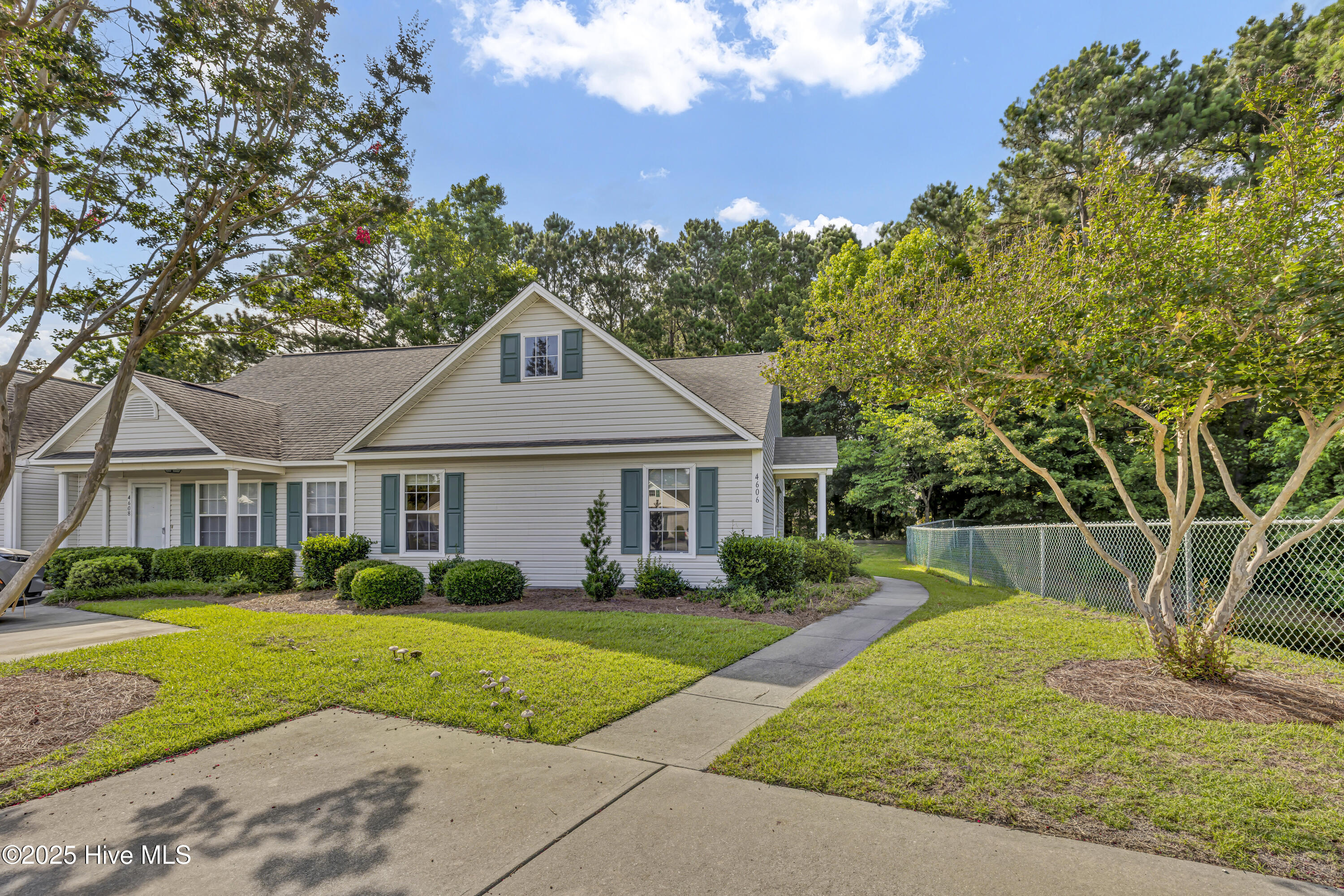 4606 White Ibis Court Property Photo 1