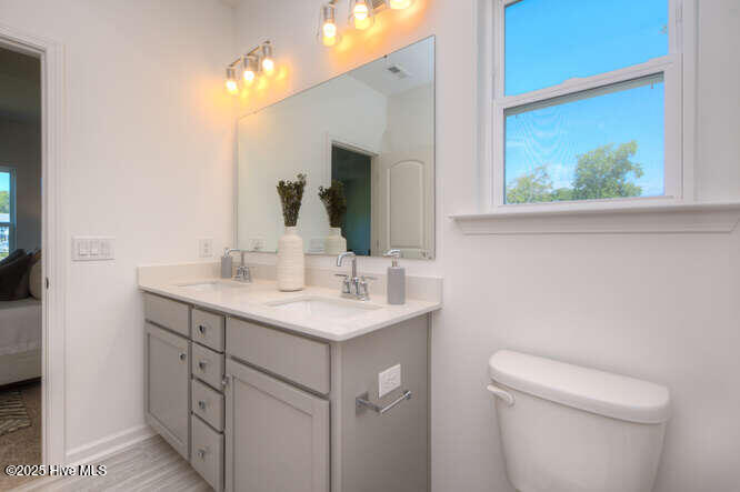 1664 Greenside Court 77 Property Photo 27