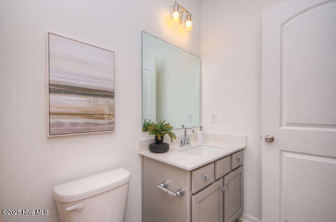 1664 Greenside Court 77 Property Photo 32