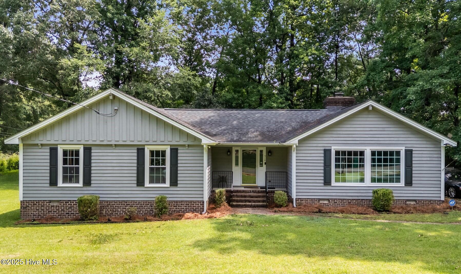 510 Westwood Circle Property Photo 1