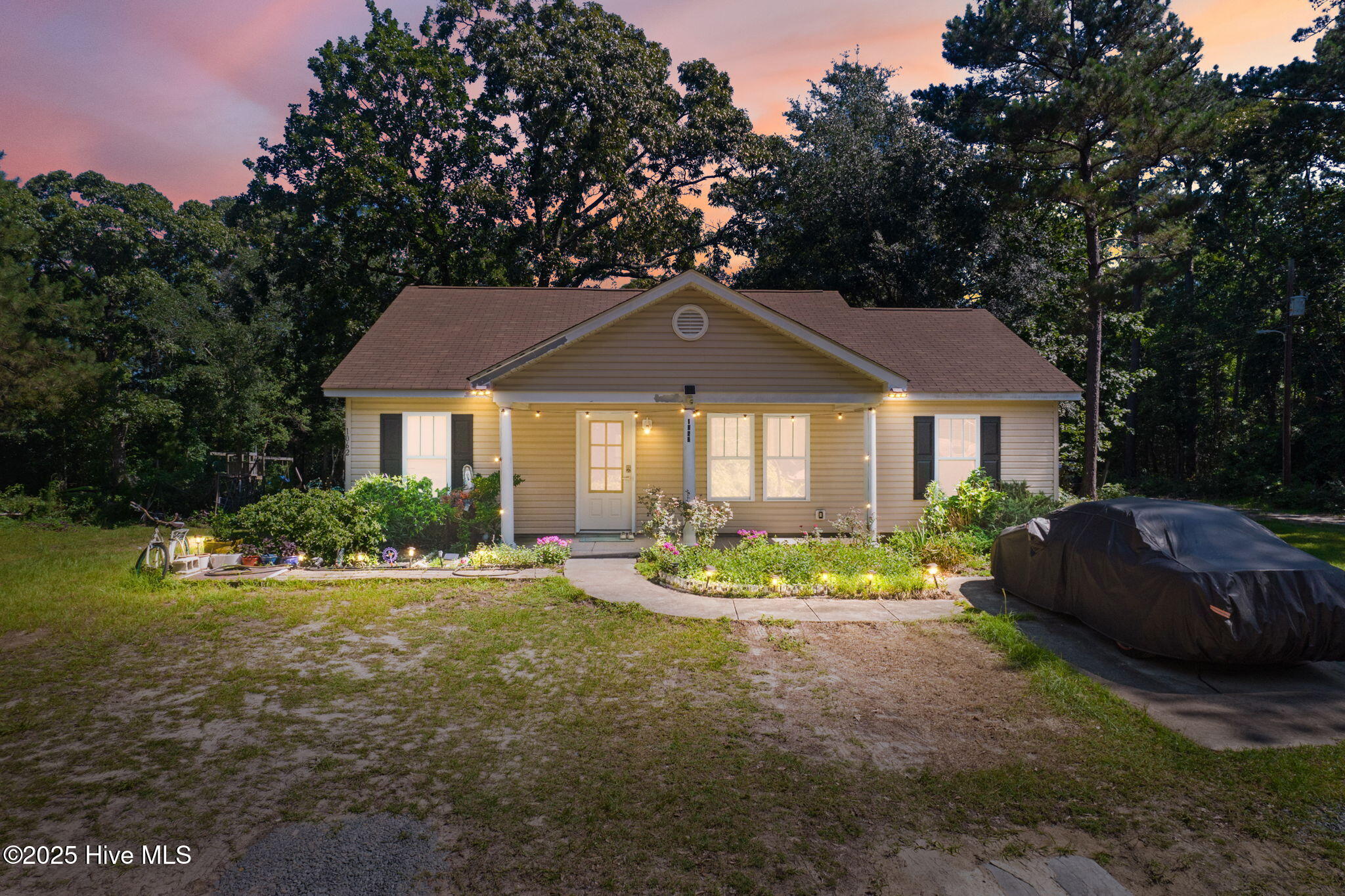 1062 Bahama Place Property Photo 1