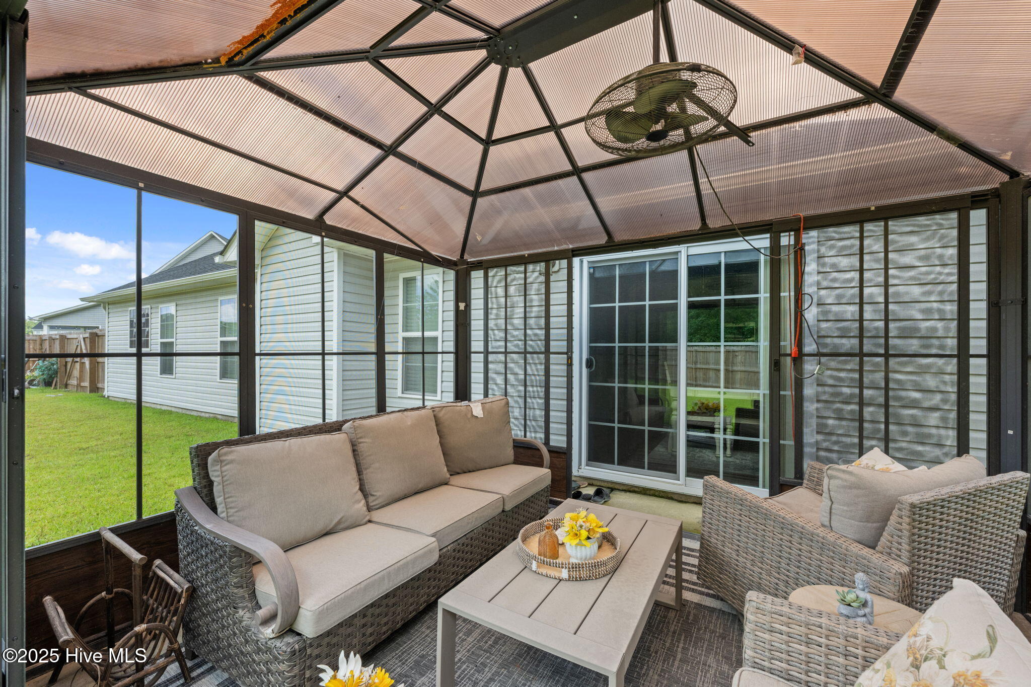 1021 Spot Circle Property Photo 33