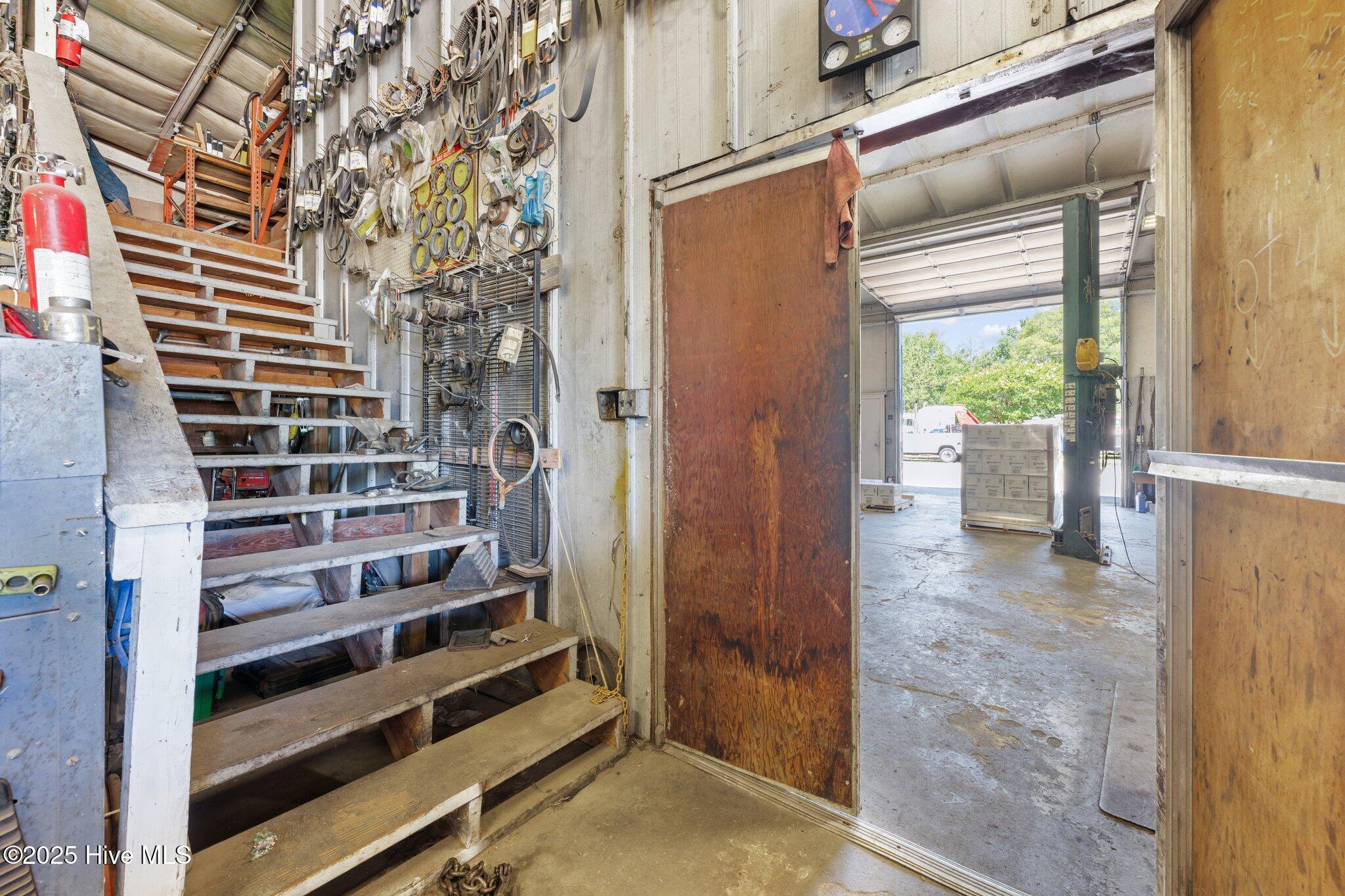 1831 Clarks Road Property Photo 33
