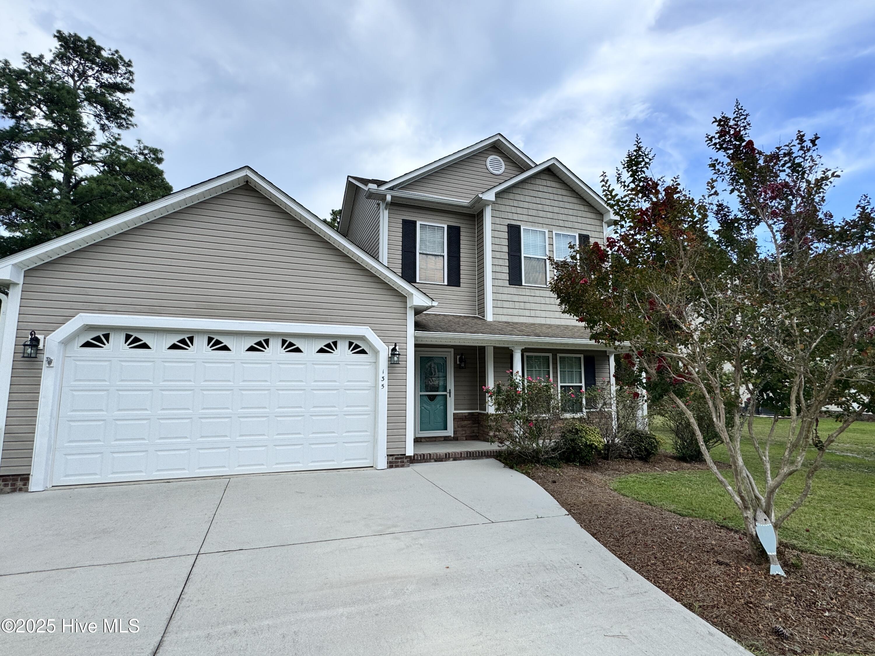 135 Bobwhite Circle Property Photo 1