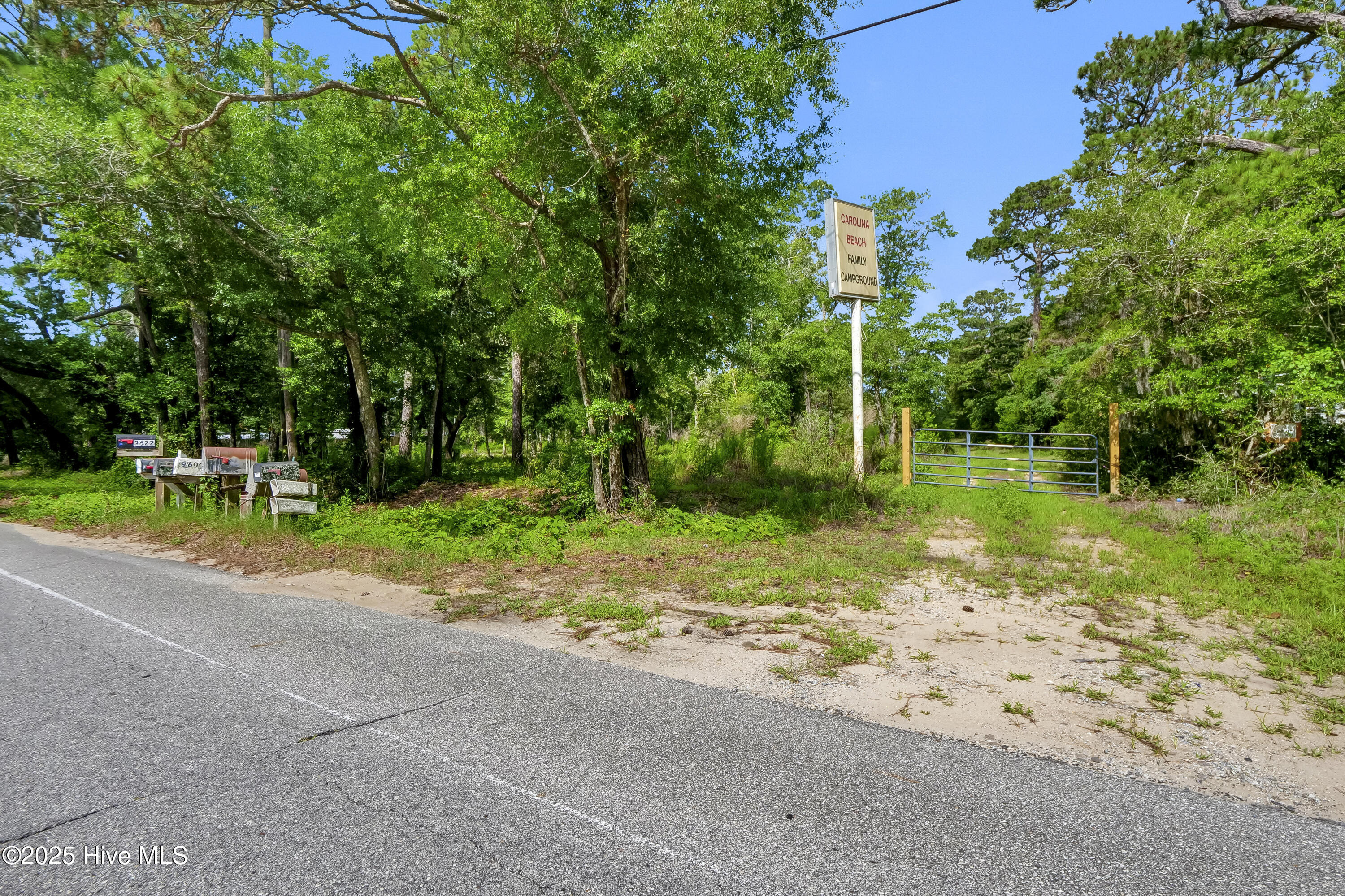 9641 River Road Property Photo 4