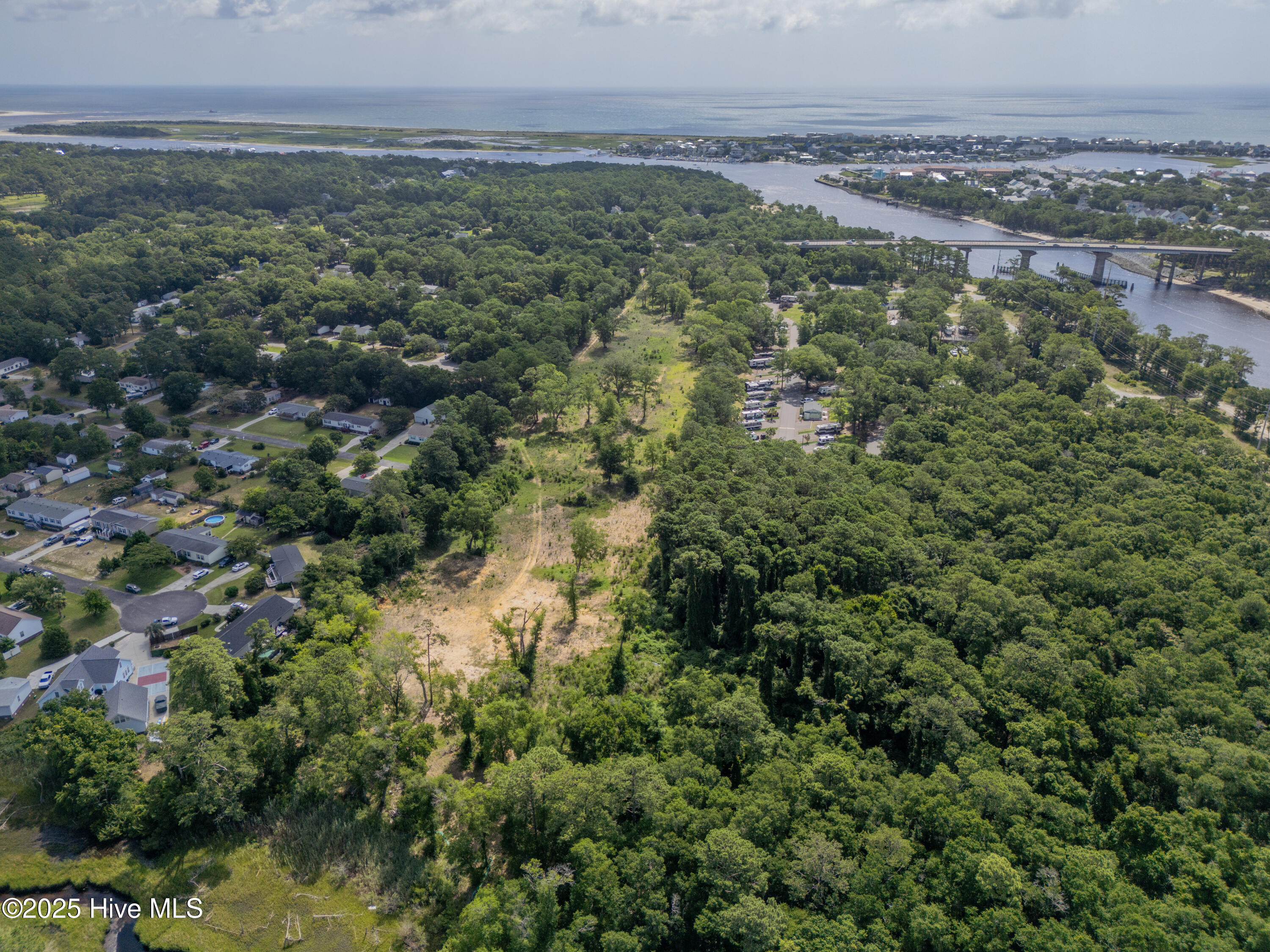 9641 River Road Property Photo 8