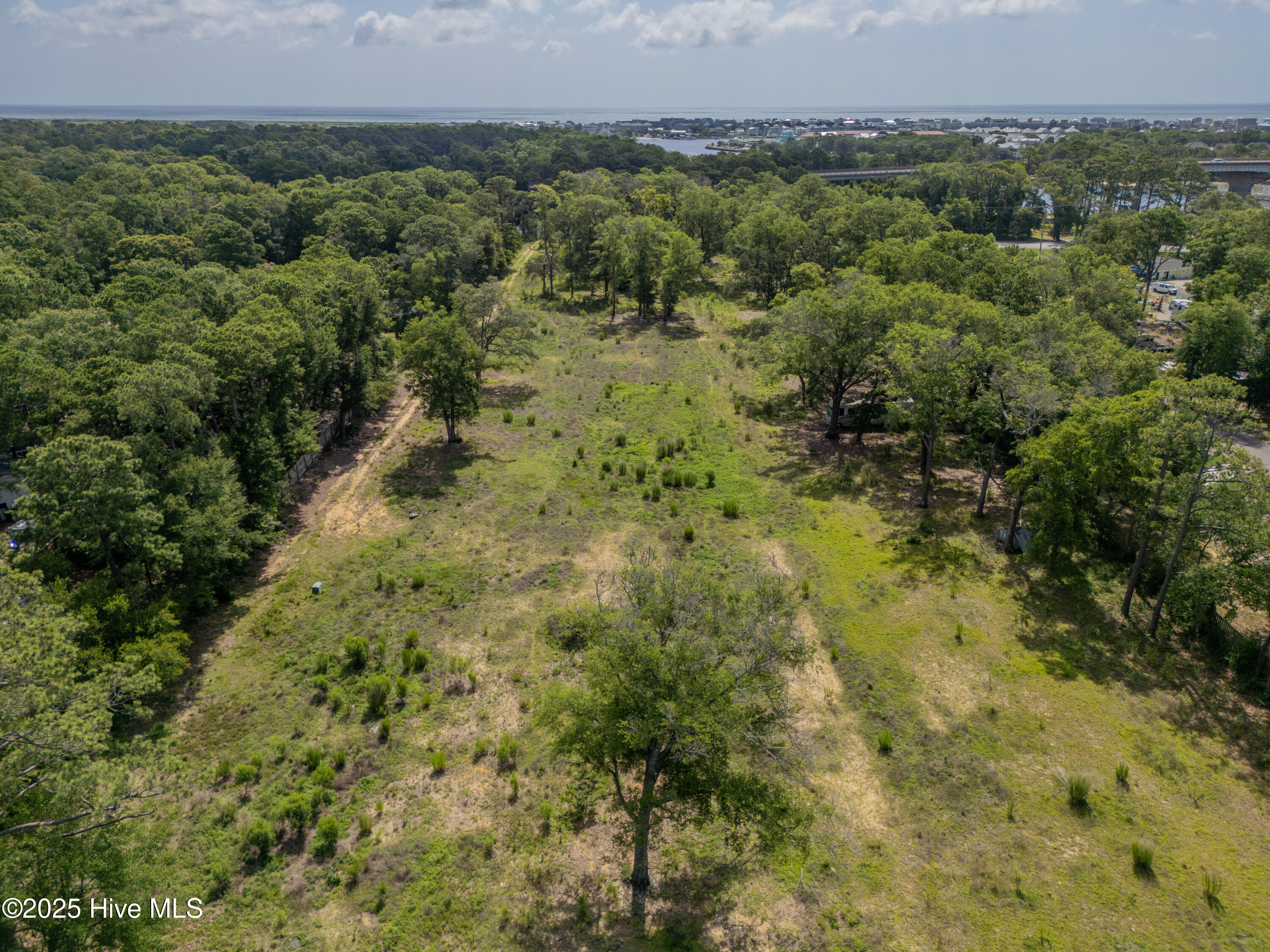 9641 River Road Property Photo 16