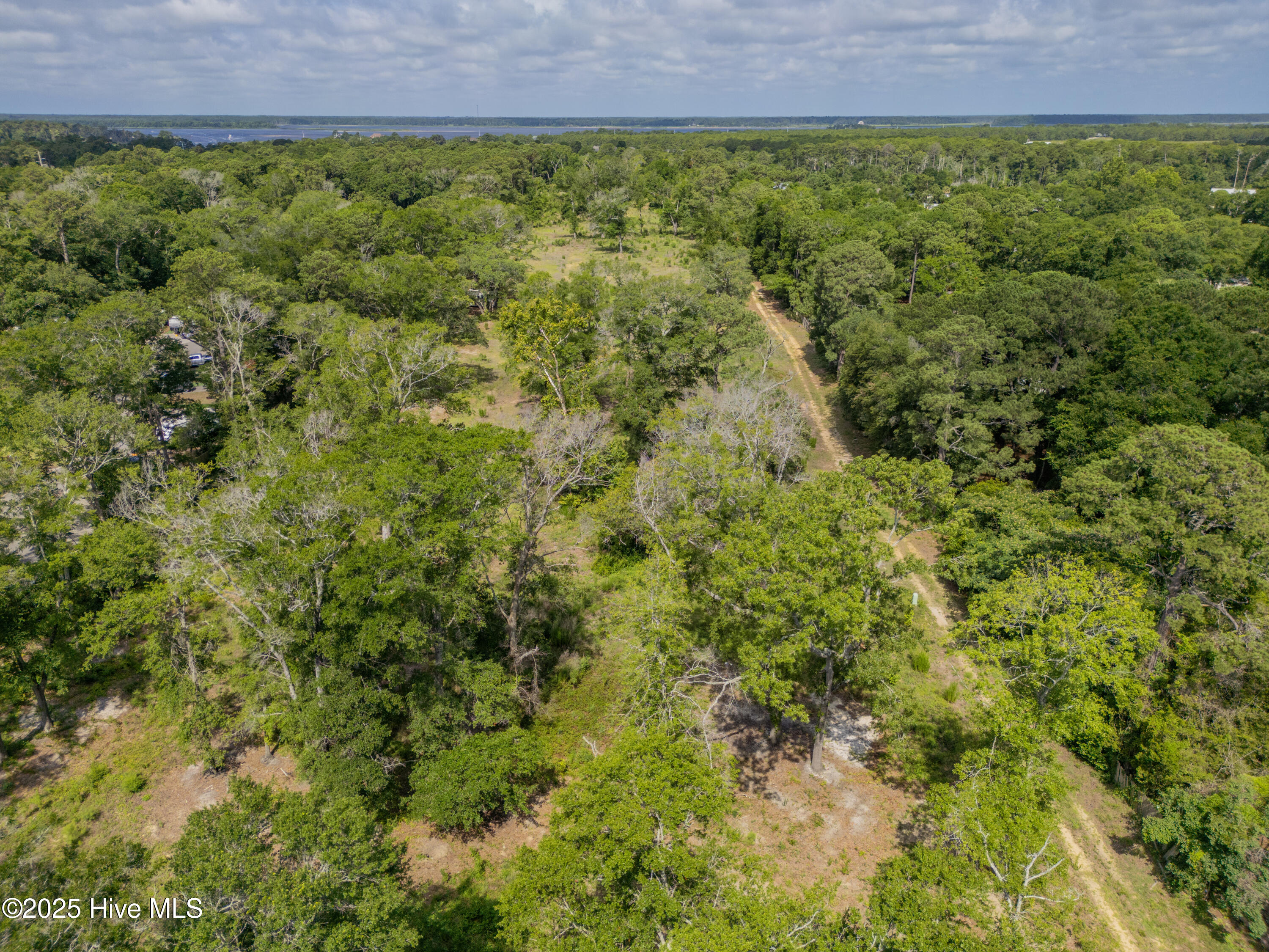 9641 River Road Property Photo 18