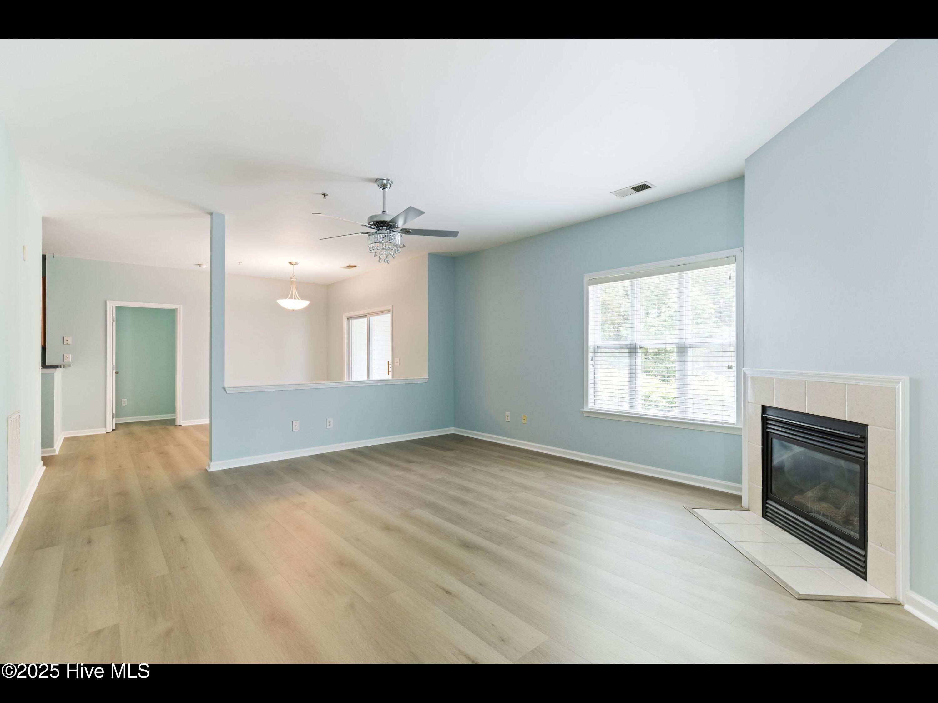 3900 Botsford Court 102 Property Photo 10
