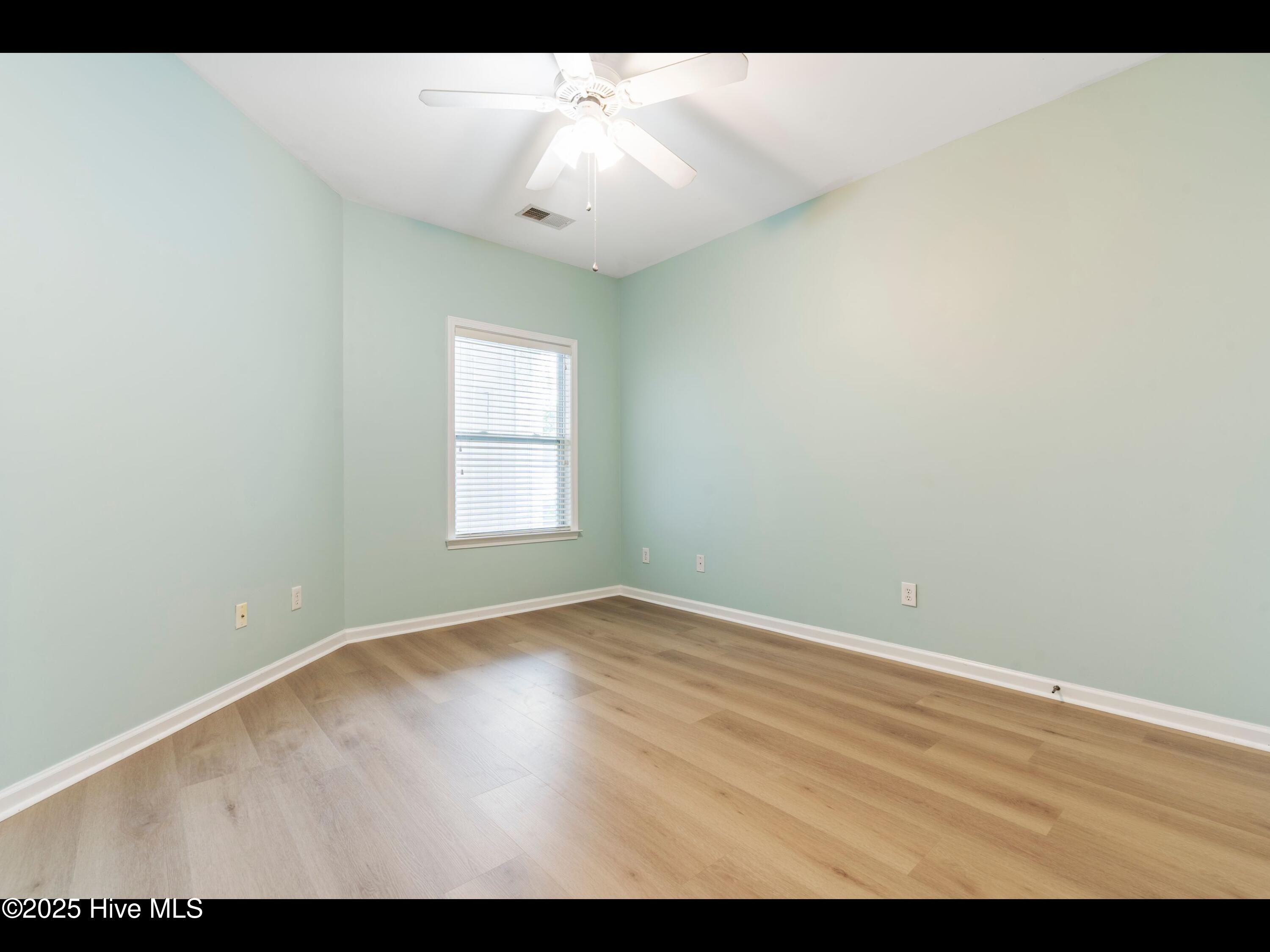 3900 Botsford Court 102 Property Photo 16