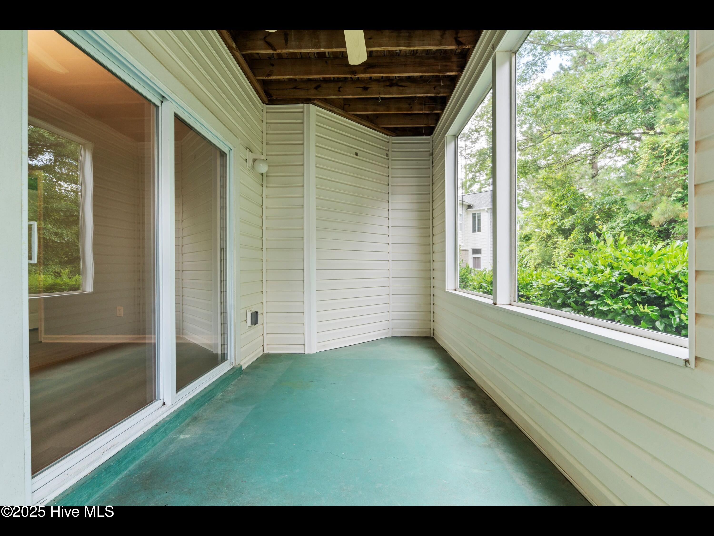 3900 Botsford Court 102 Property Photo 26