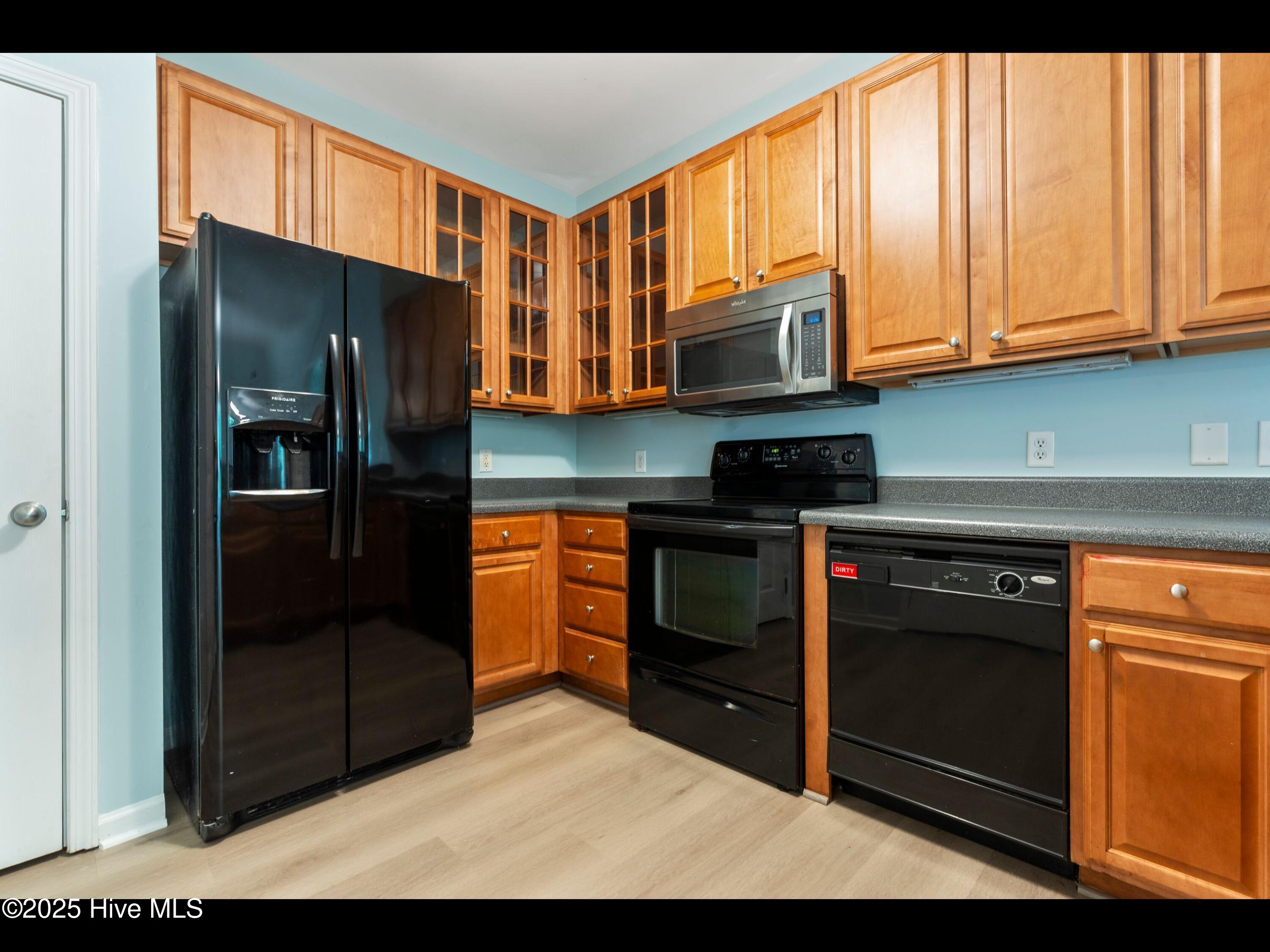 3900 Botsford Court 102 Property Photo 33