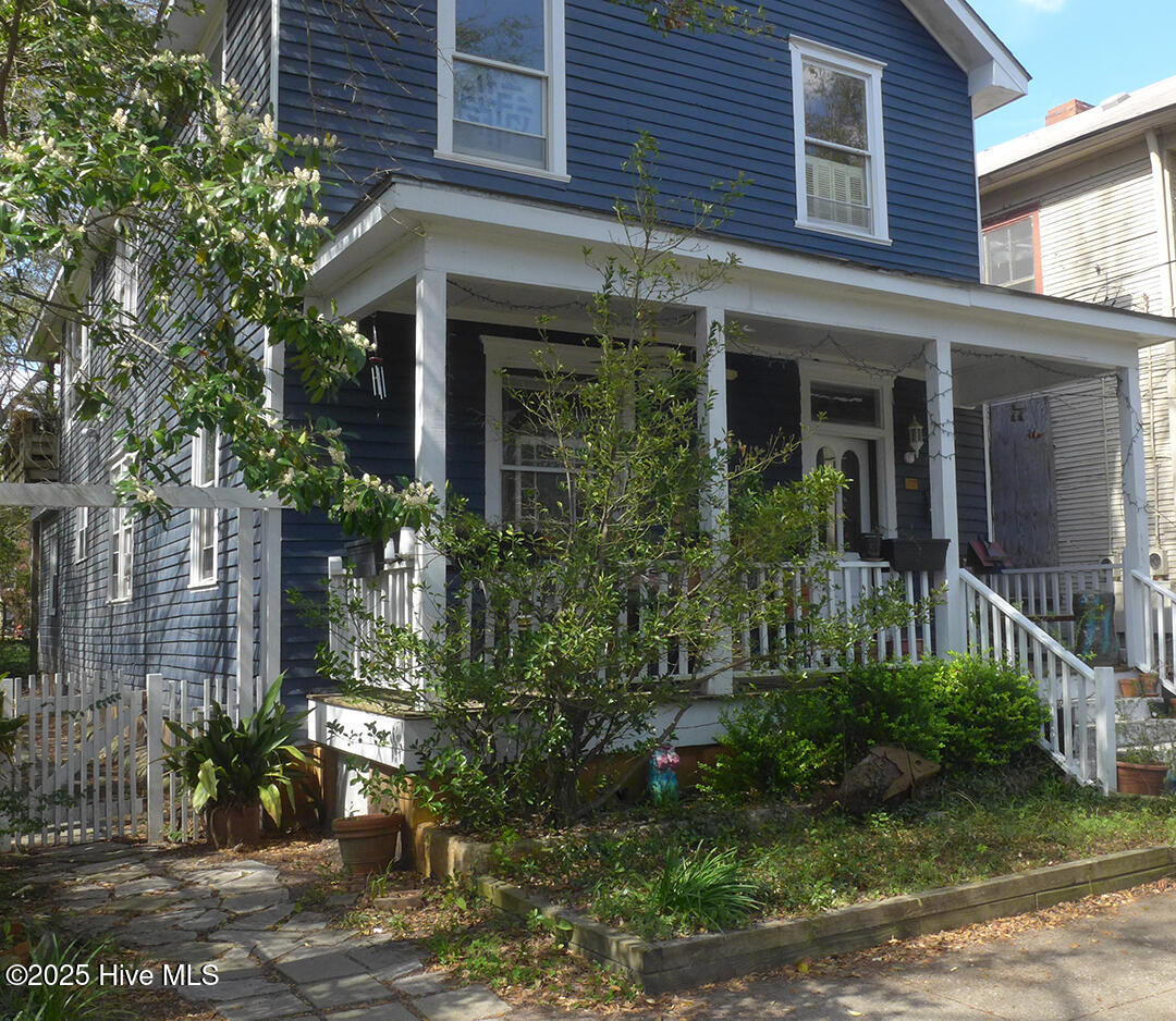 717 N 5th Avenue Property Photo 1