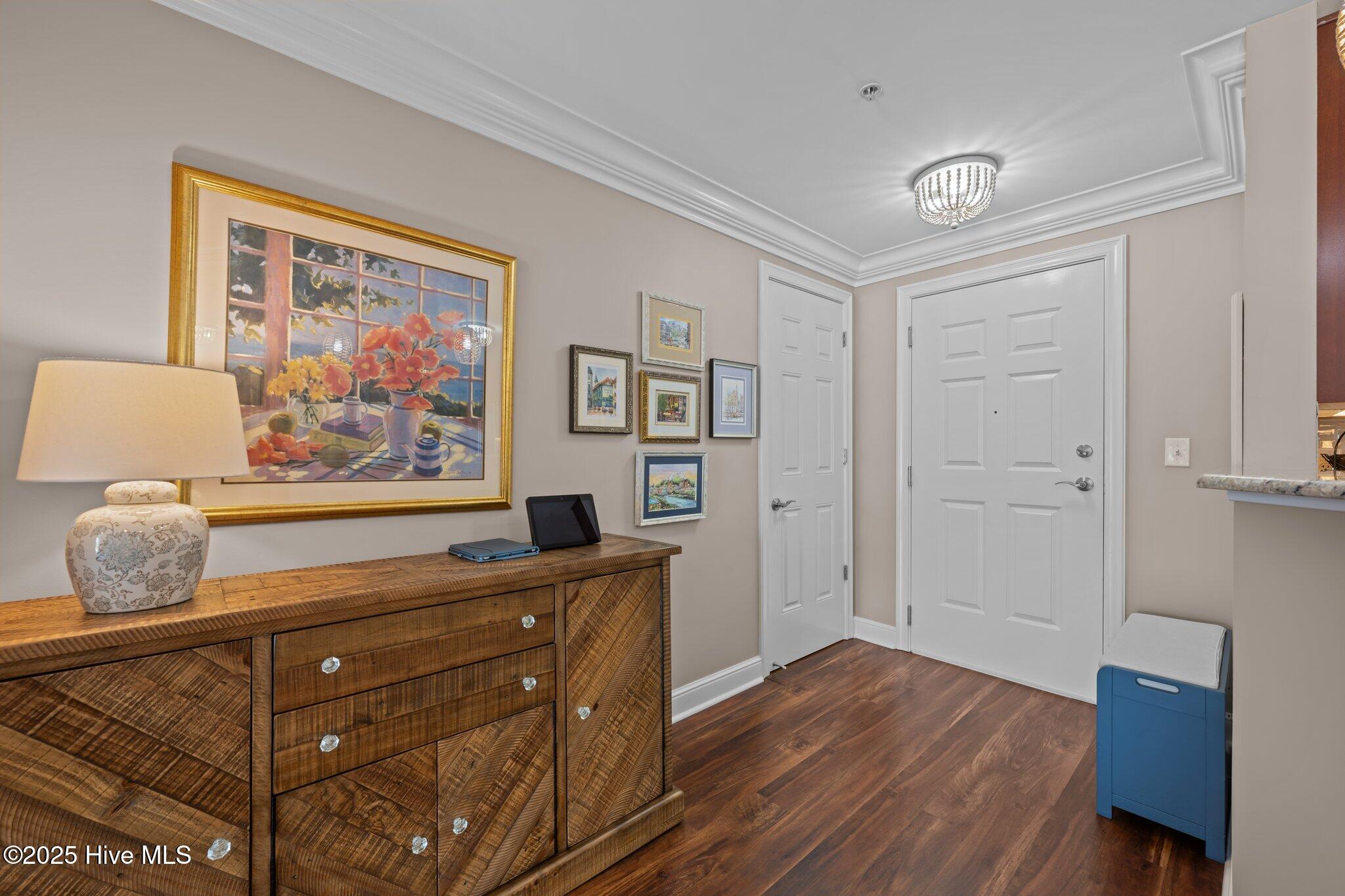 115 Sky Sail Boulevard Property Photo 6