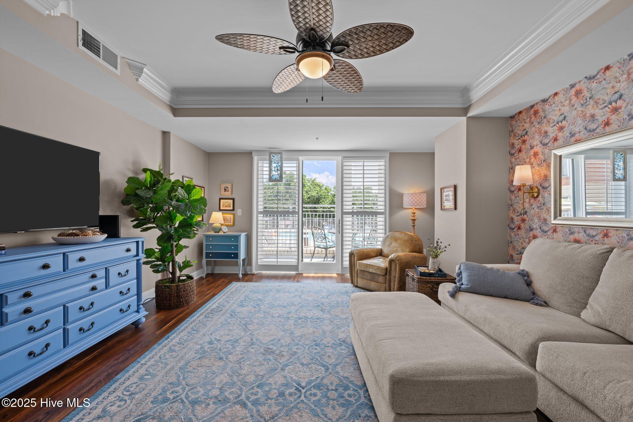 115 Sky Sail Boulevard Property Photo 8