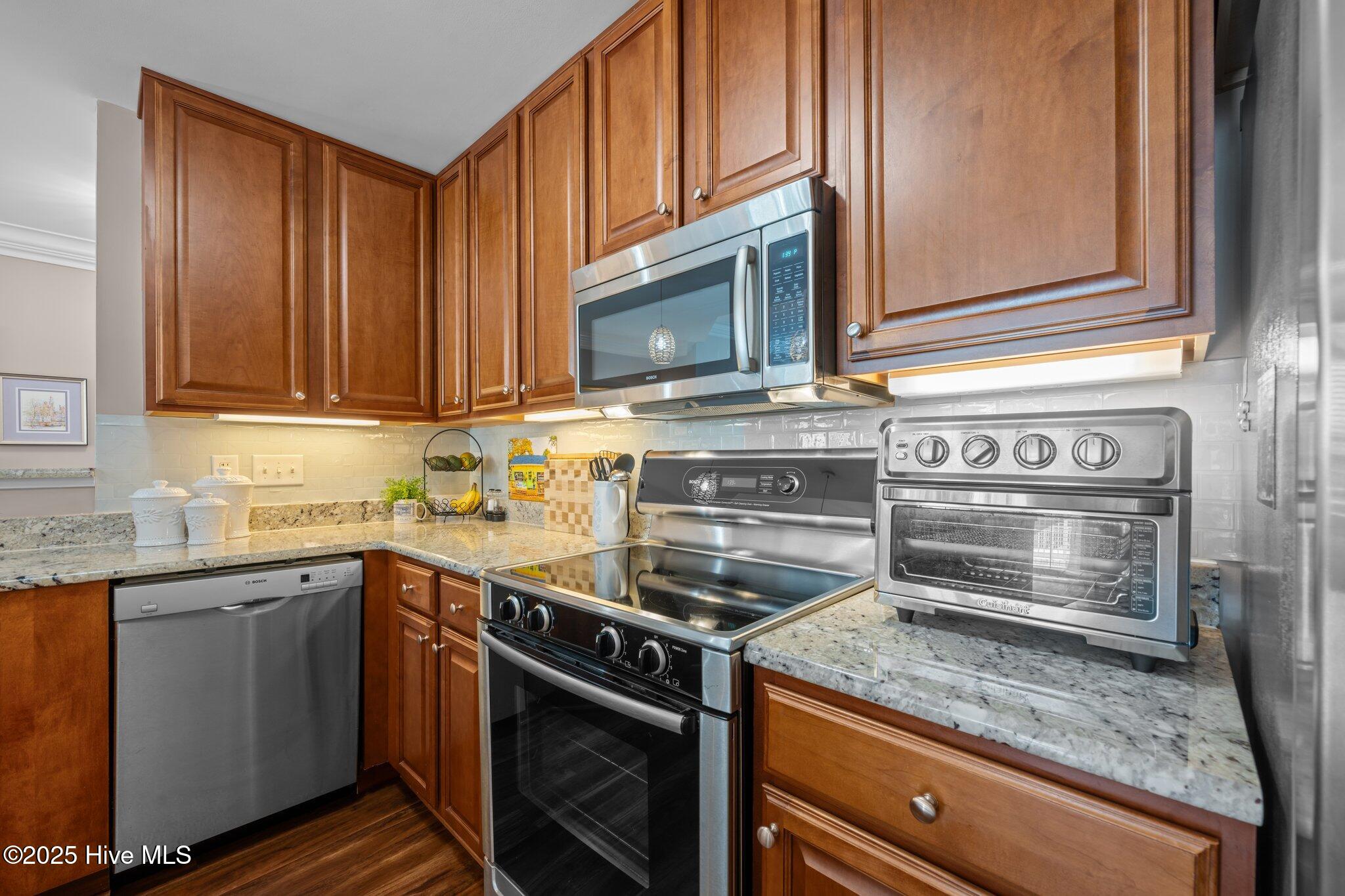 115 Sky Sail Boulevard Property Photo 20