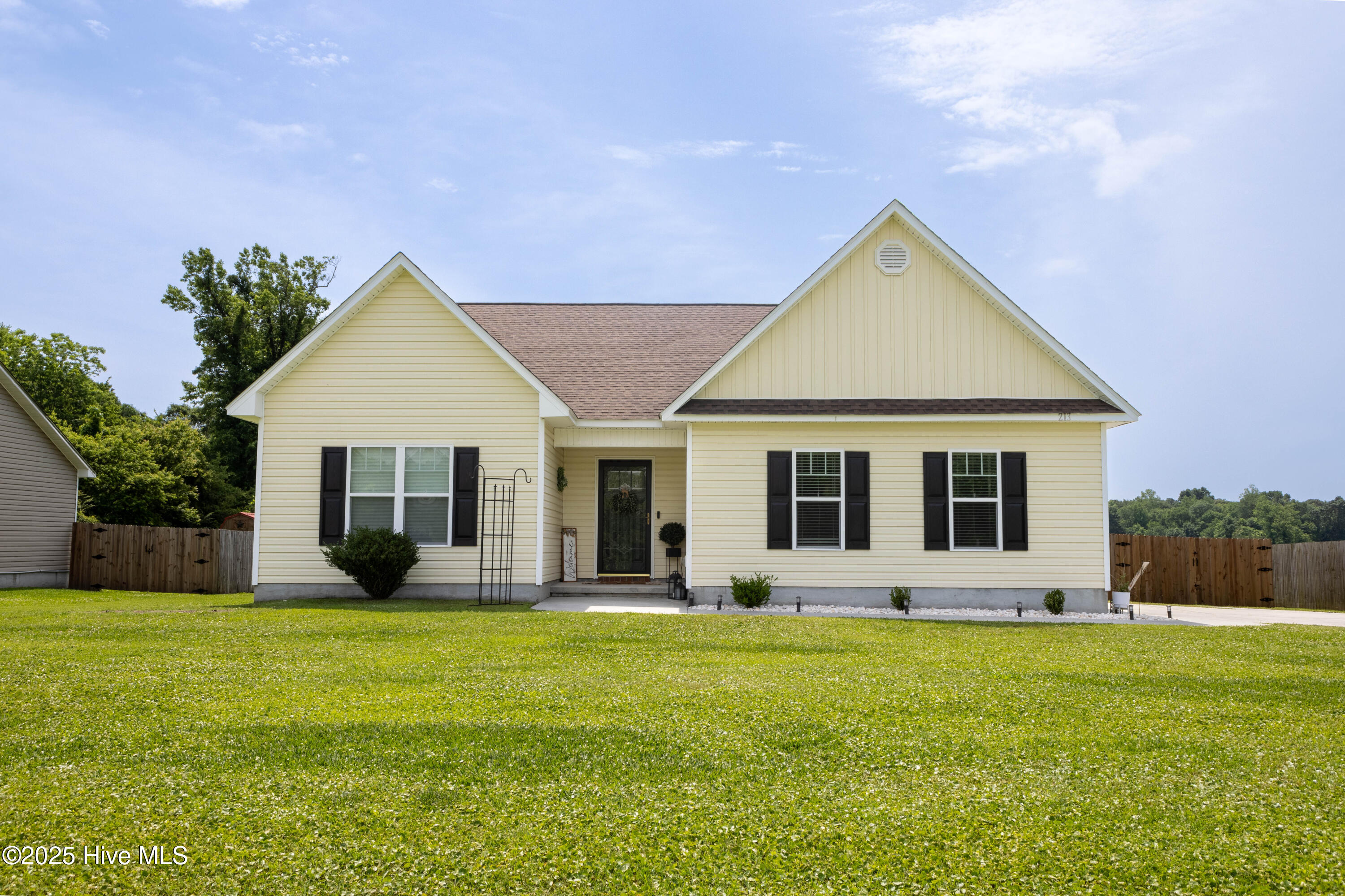 213 Luther Banks Road Property Photo 1