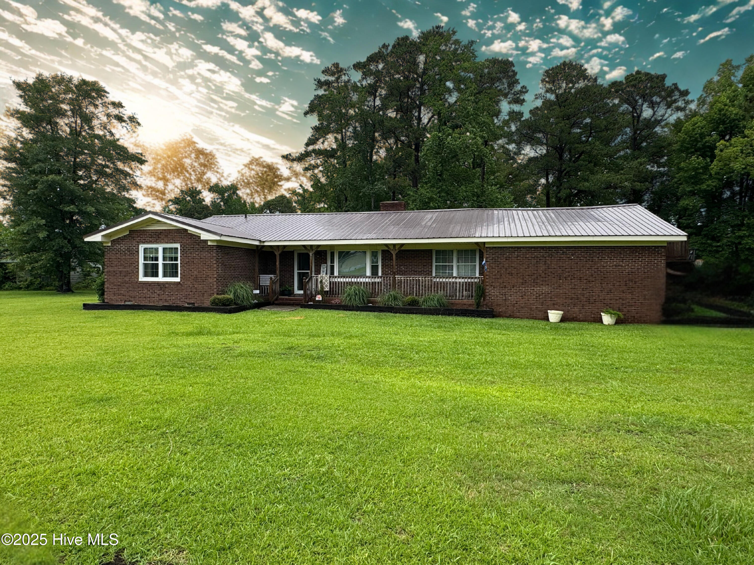 4321 Spearman Road Property Photo 1