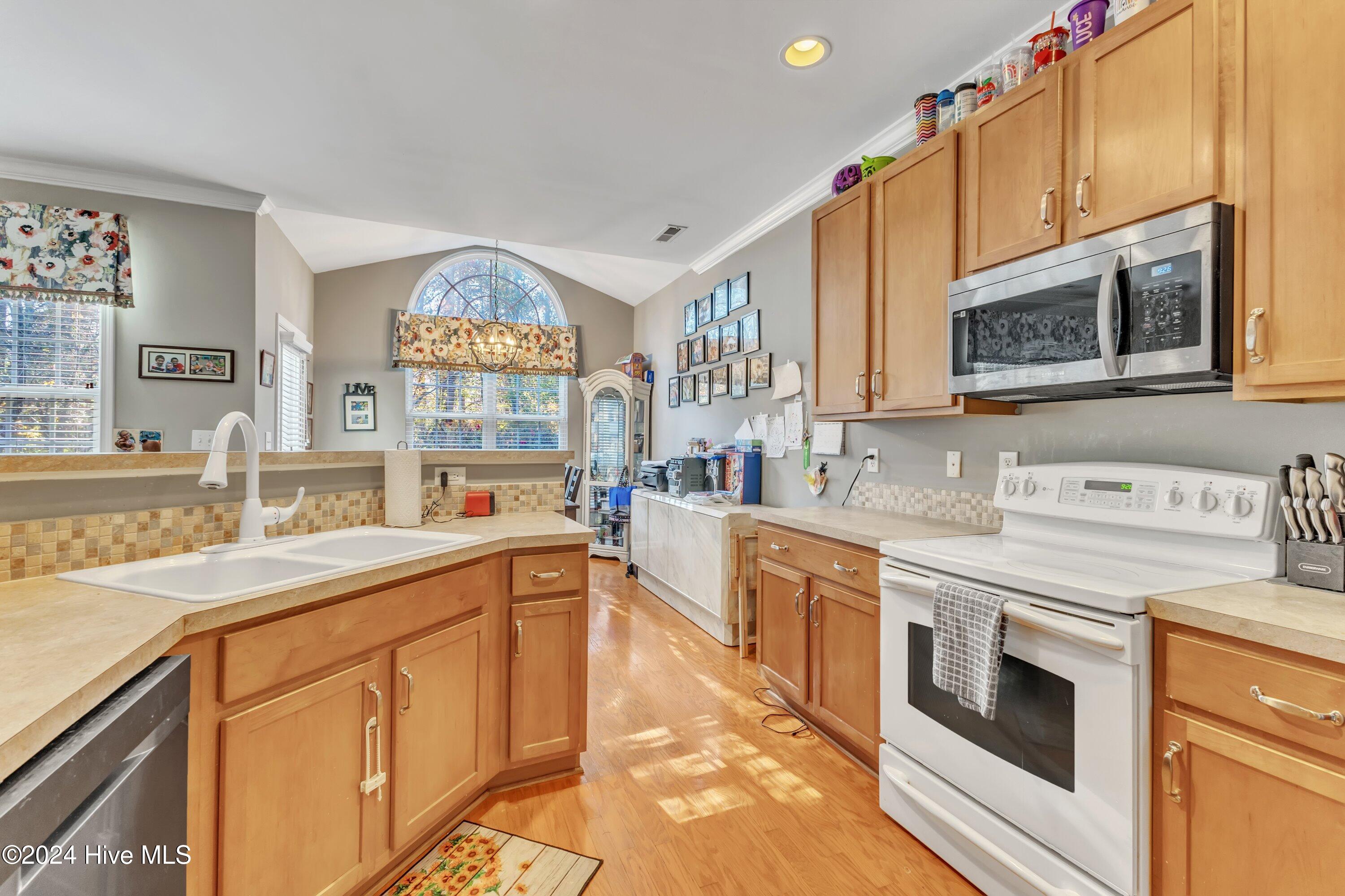 513 Woodson Drive Property Photo 14
