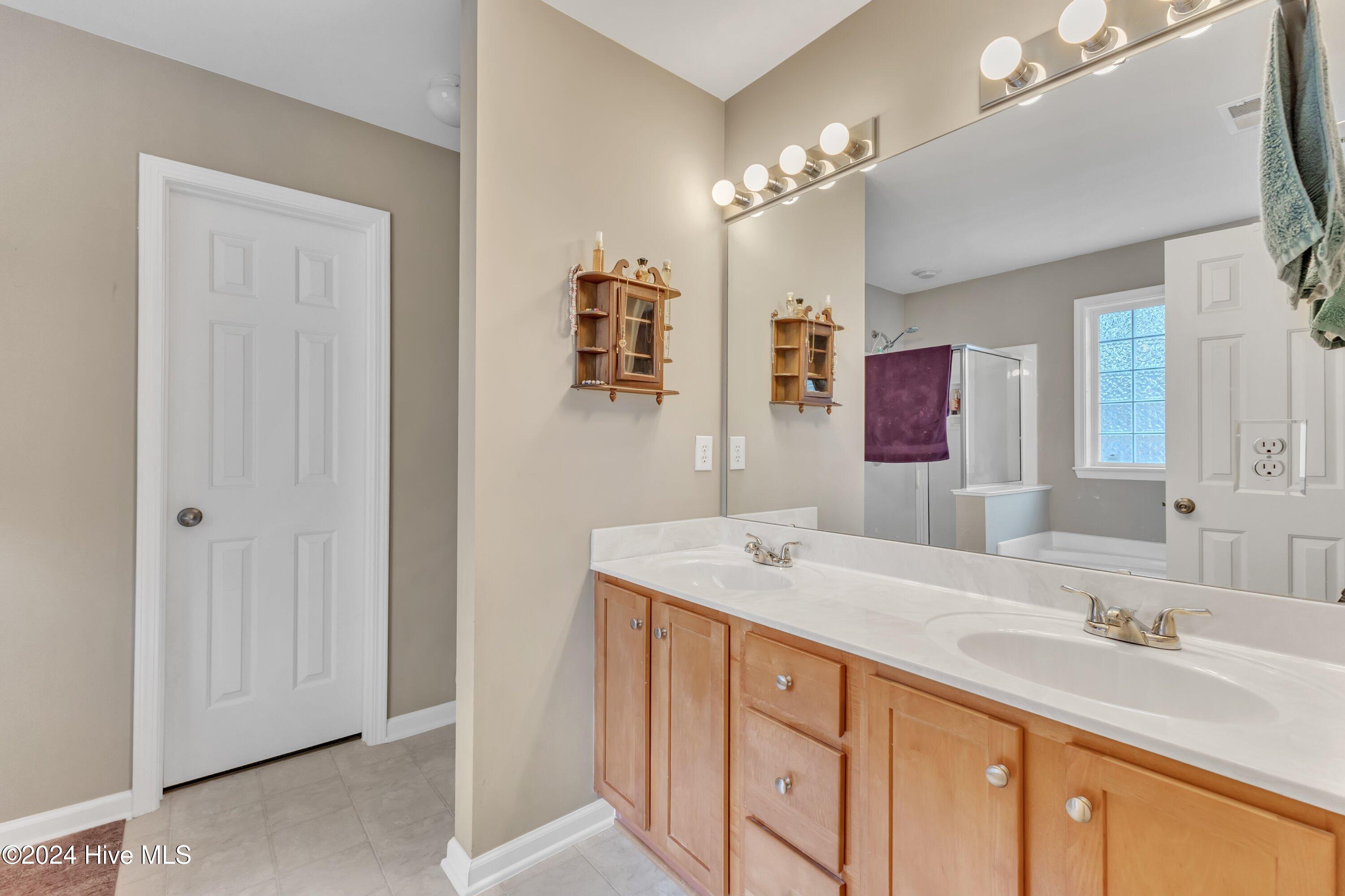 513 Woodson Drive Property Photo 18