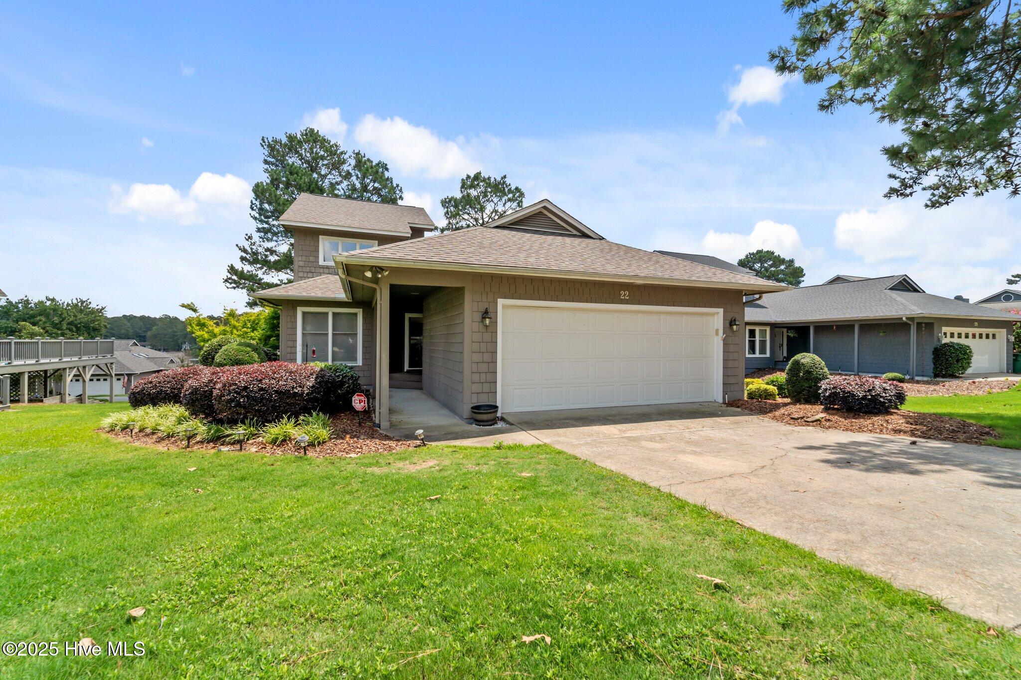 22 Westlake Pointe Lane Property Photo 1