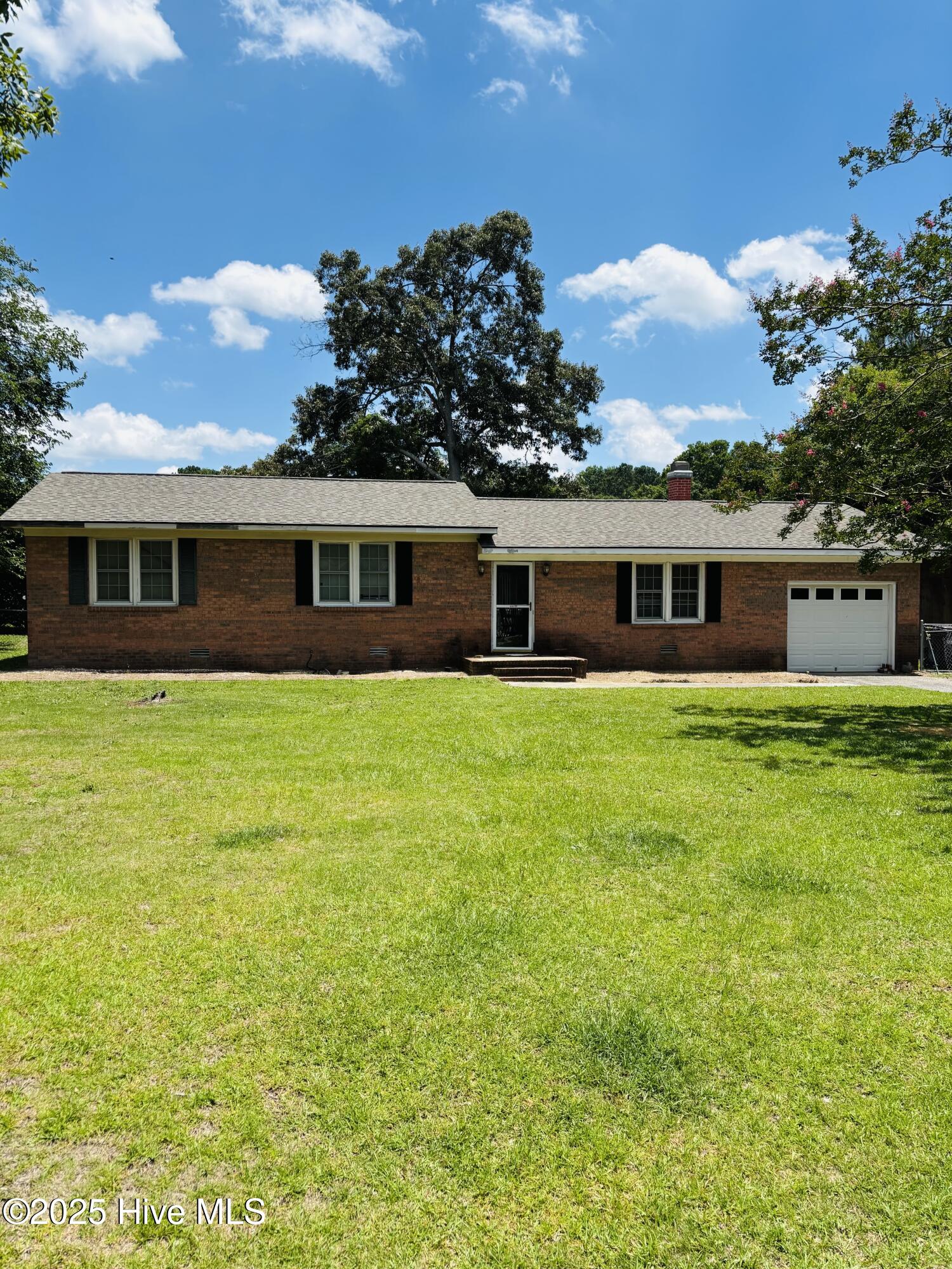 106 Tilghman Drive Property Photo 1
