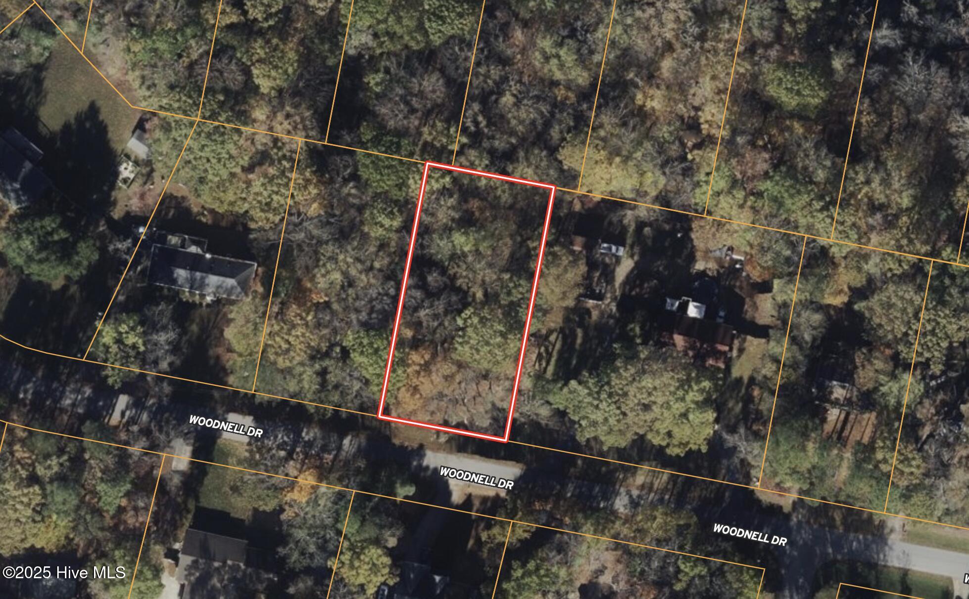 2212 Woodnell Drive Property Photo 1