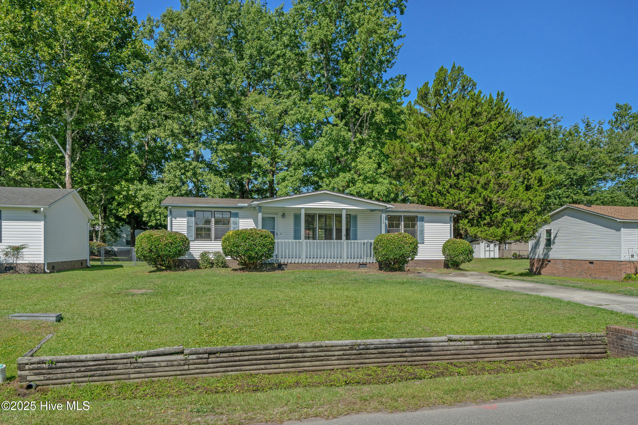 1078 Waterview Lane Property Photo 1