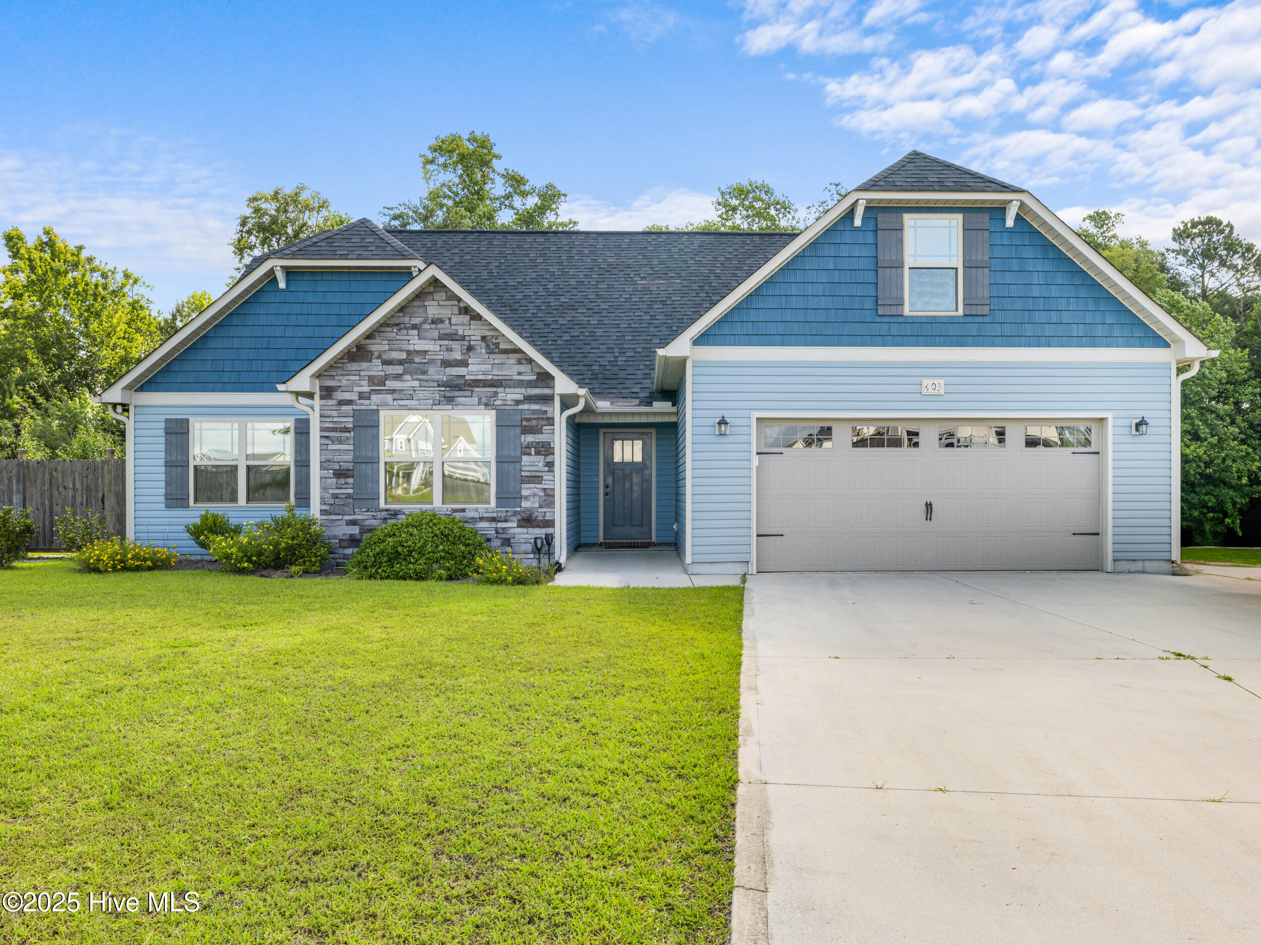 403 Breeze Way Court Property Photo 1