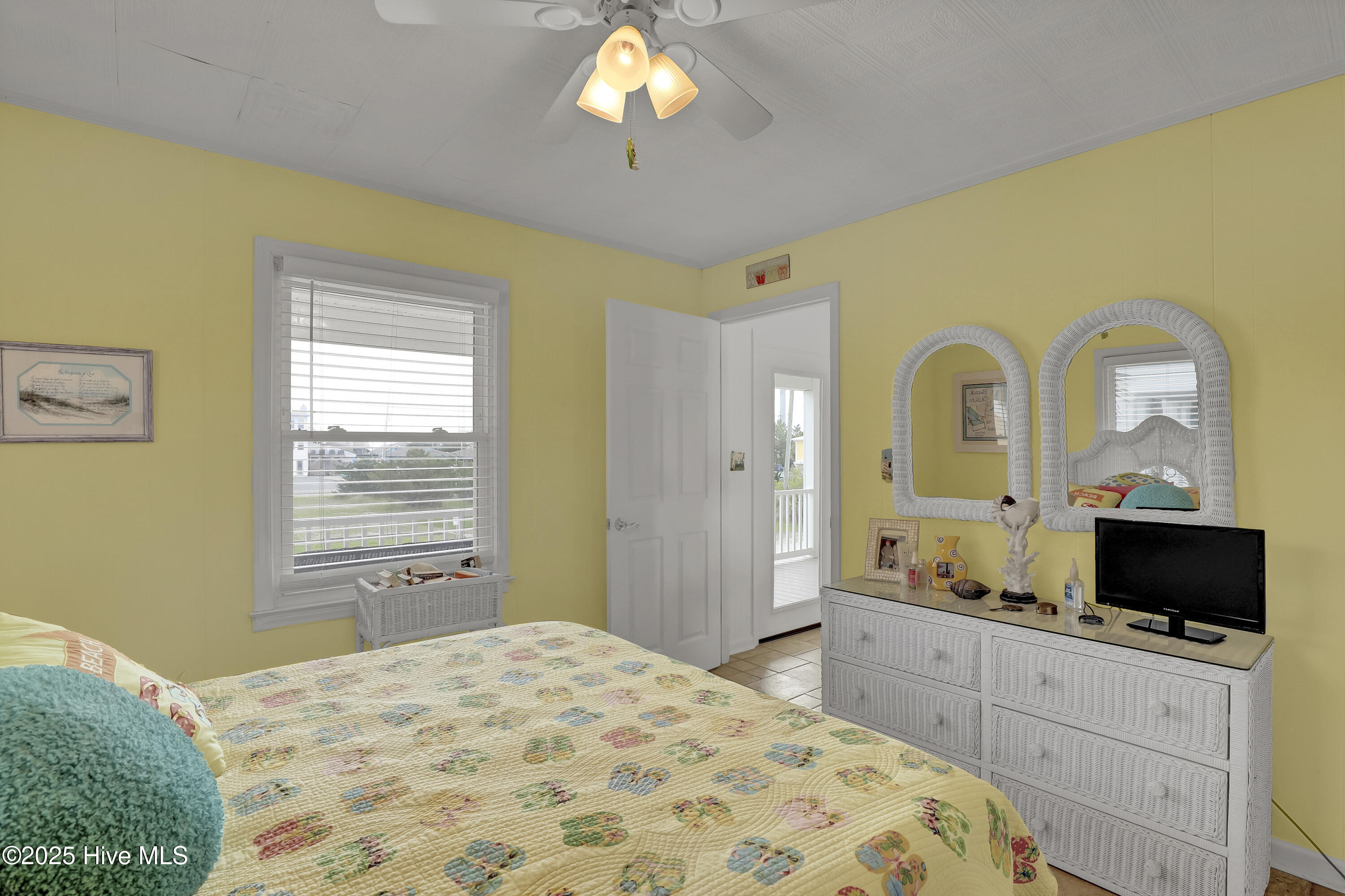 806 Channel Boulevard Property Photo 16