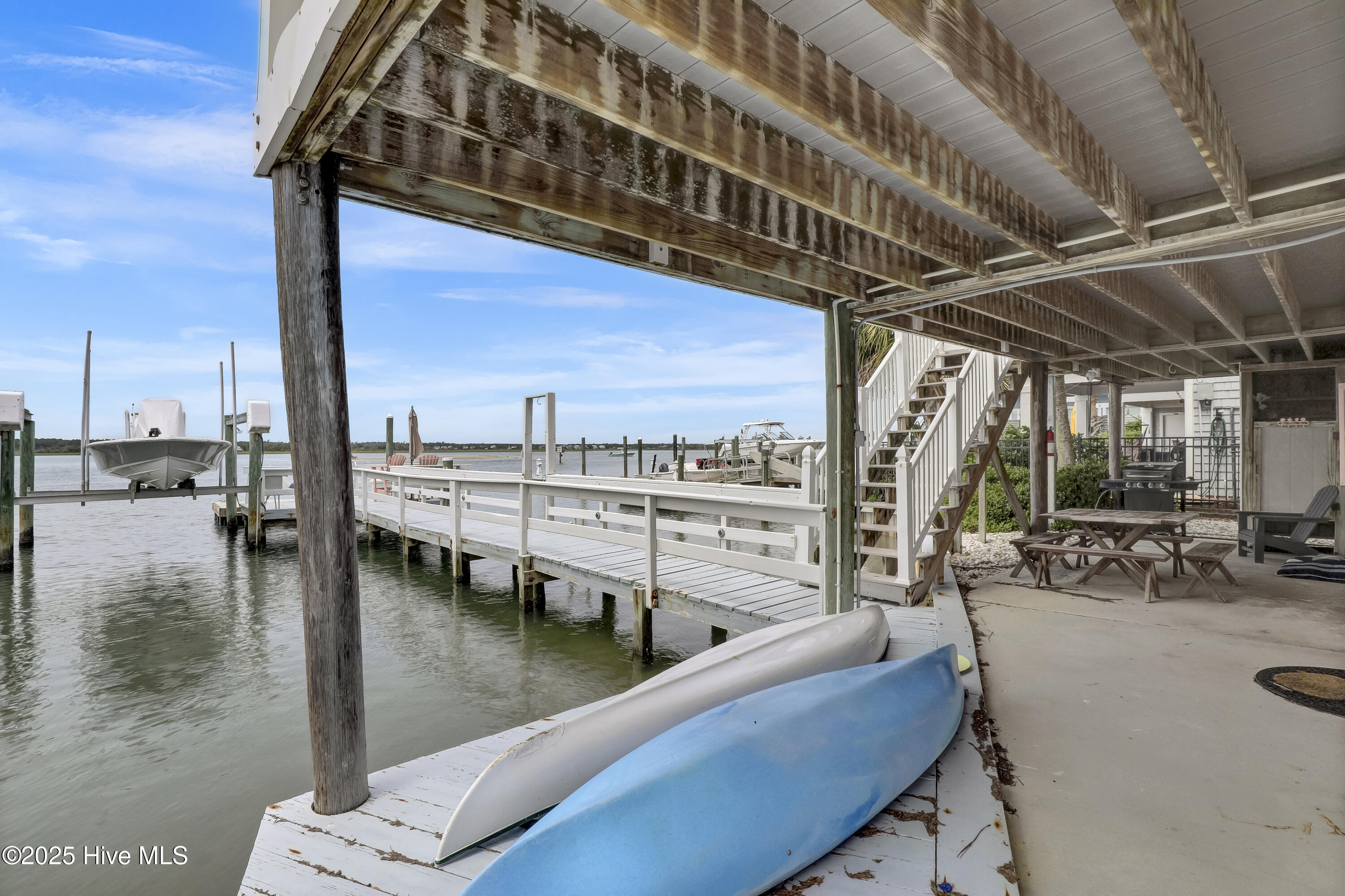 806 Channel Boulevard Property Photo 45