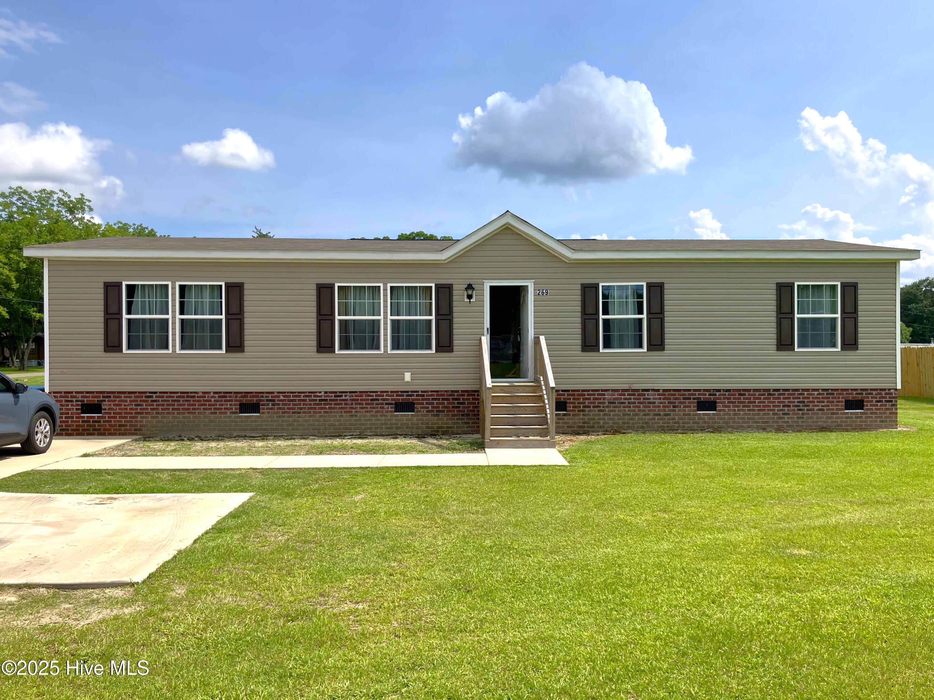 269 Batchelor Road Property Photo 2