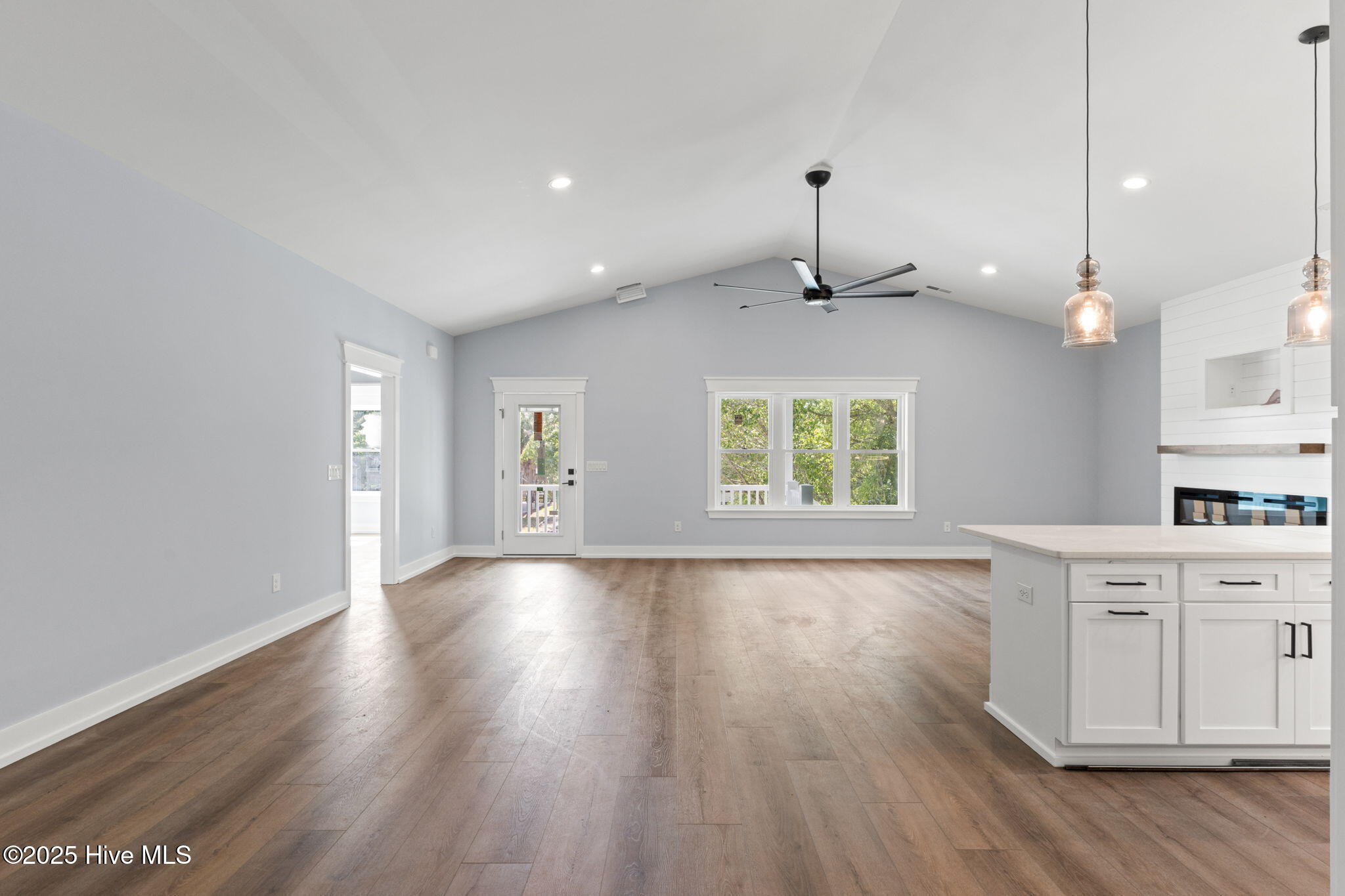 151 Ne 33rd Street Property Photo 6