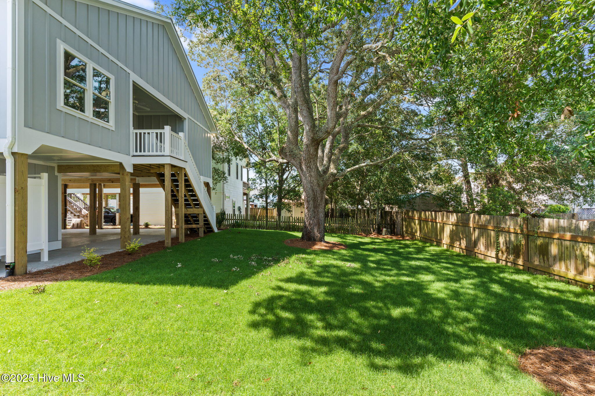 151 Ne 33rd Street Property Photo 49