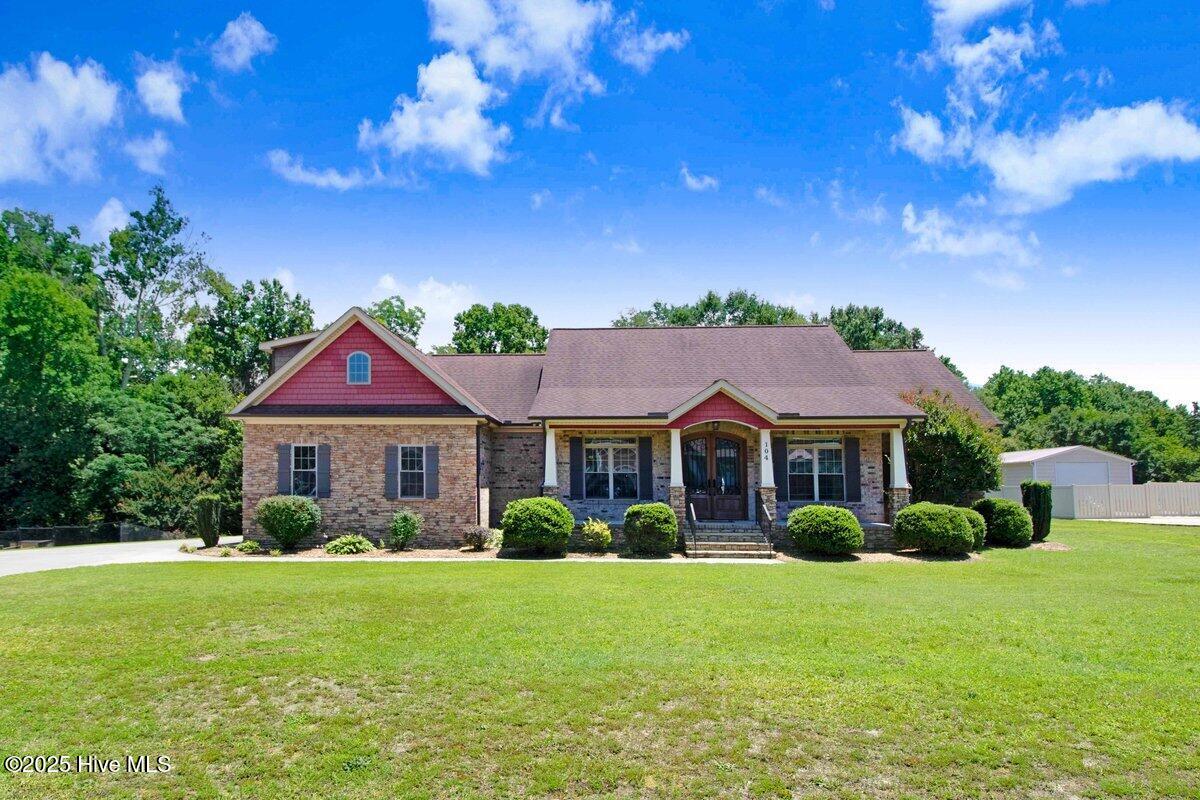 104 Bryan Pond Lane Property Photo 1