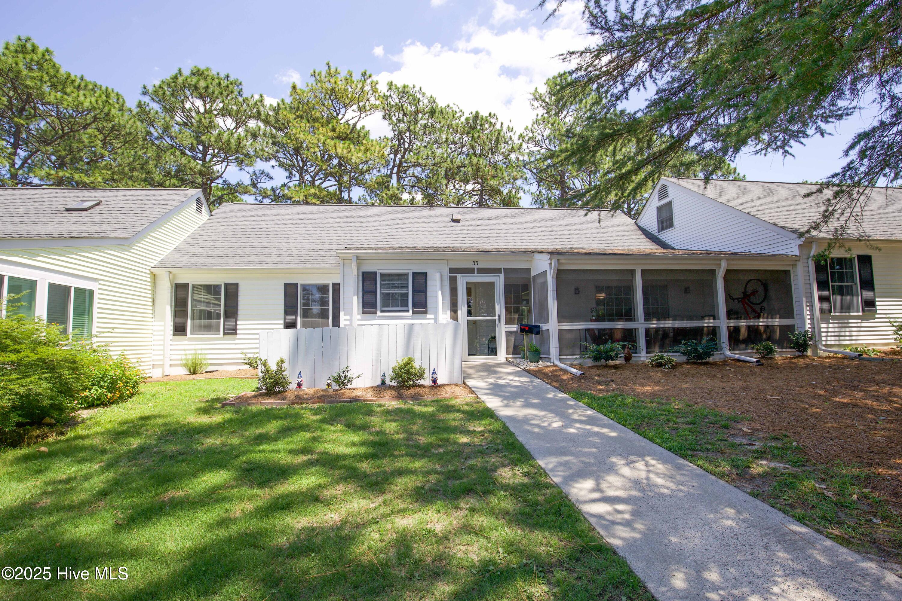 33 Village Green Circle Property Photo 1