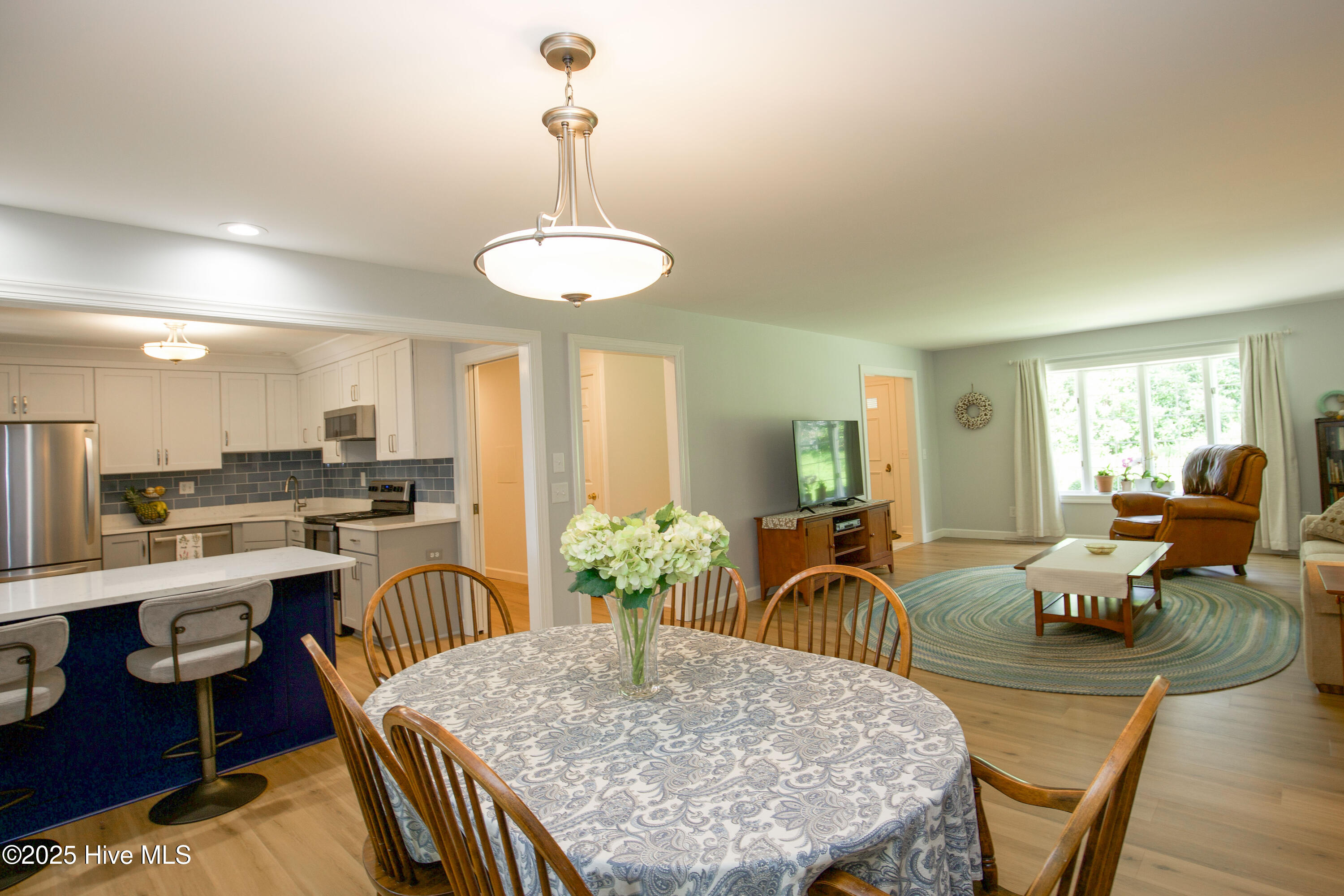 33 Village Green Circle Property Photo 14