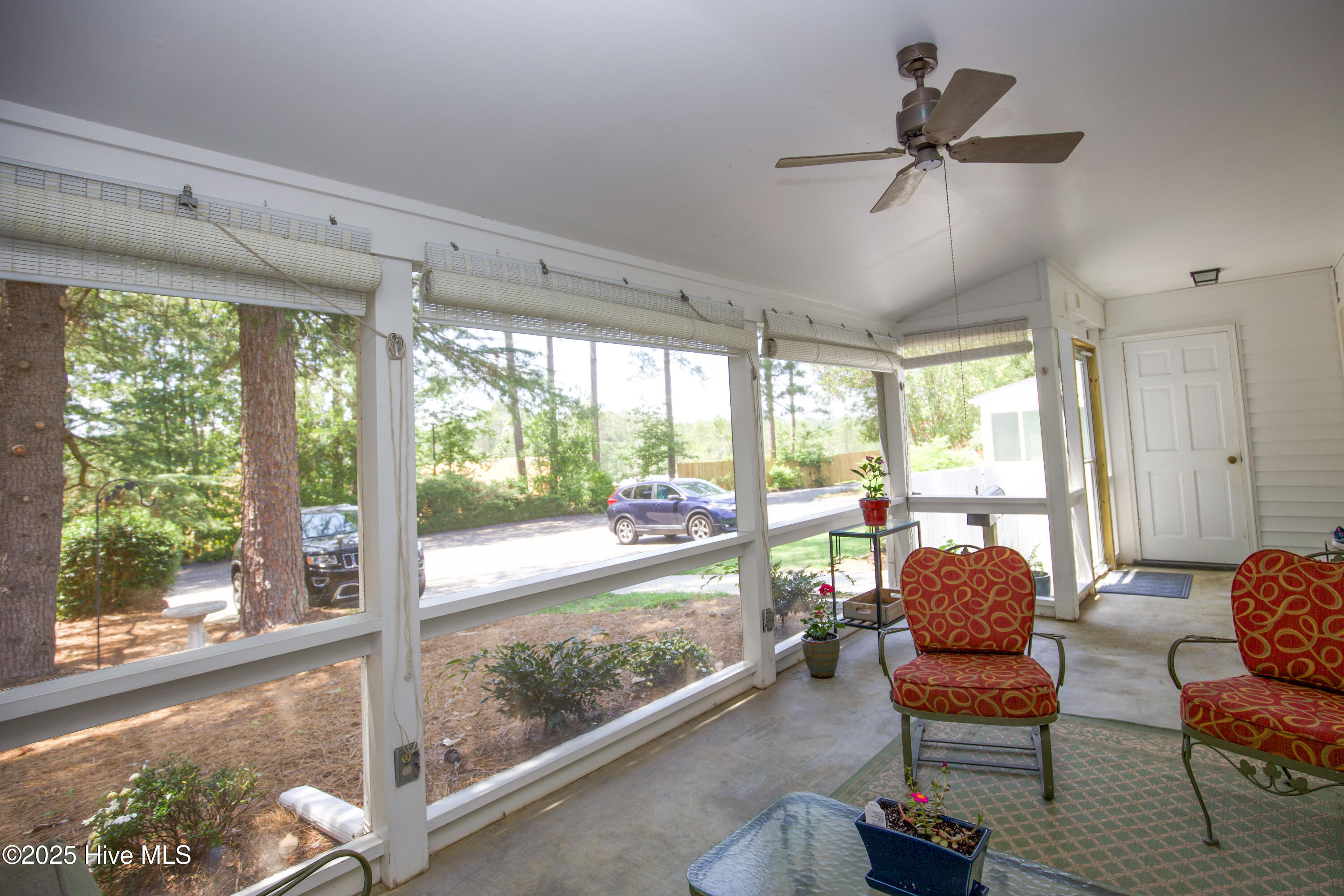 33 Village Green Circle Property Photo 18