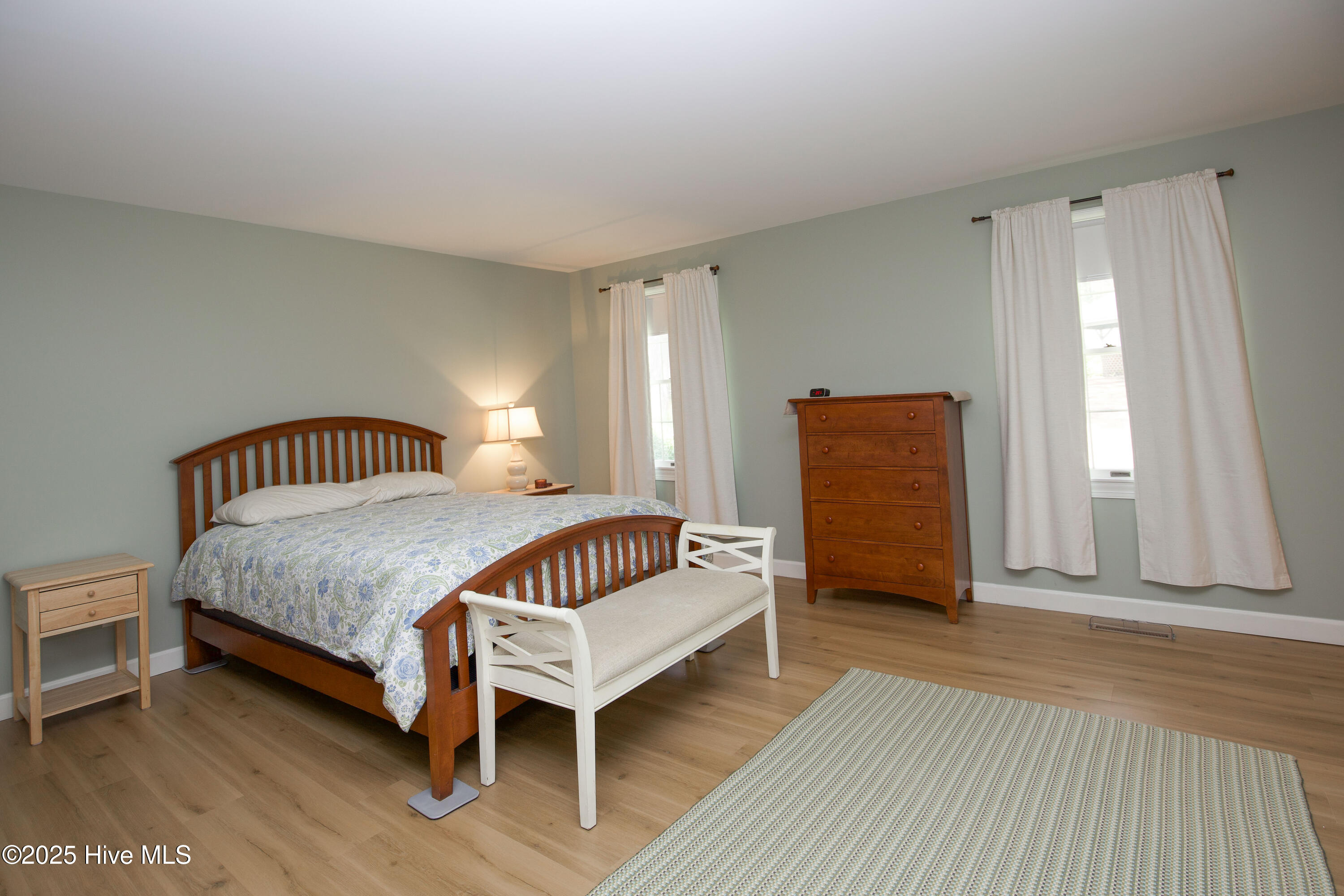 33 Village Green Circle Property Photo 31