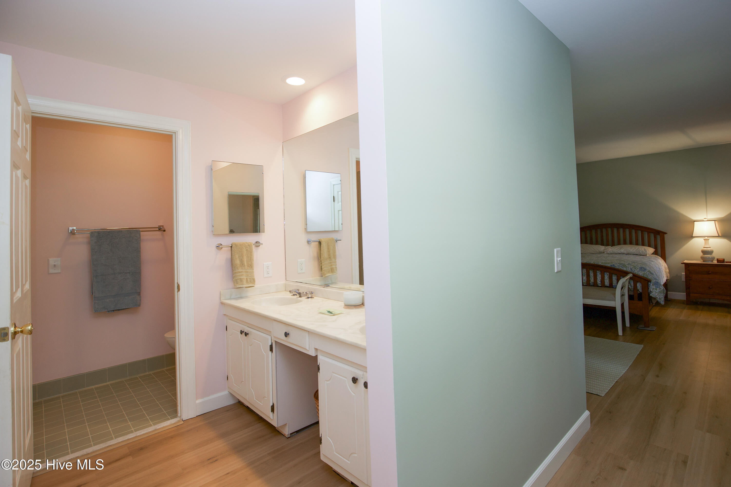 33 Village Green Circle Property Photo 35