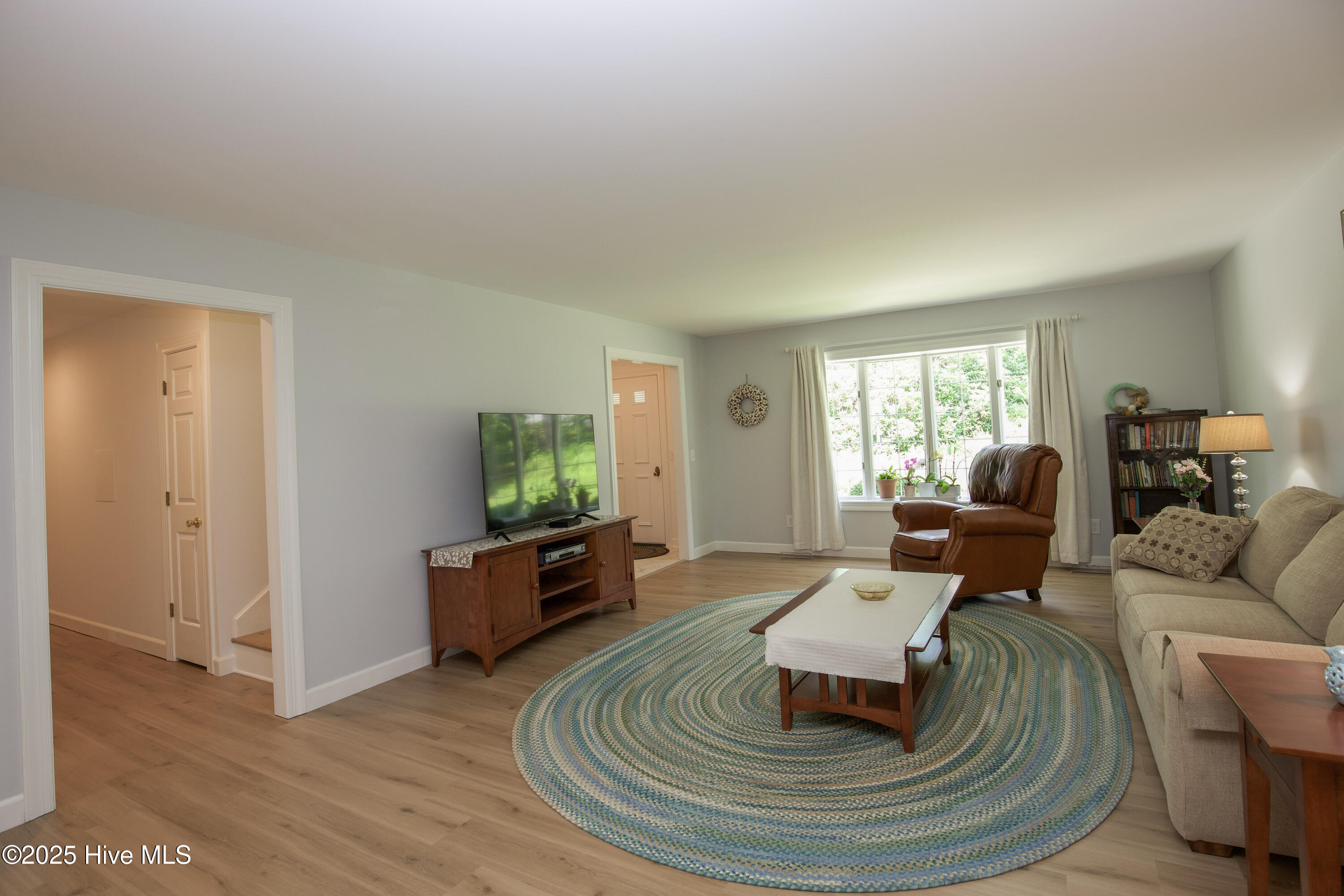 33 Village Green Circle Property Photo 41