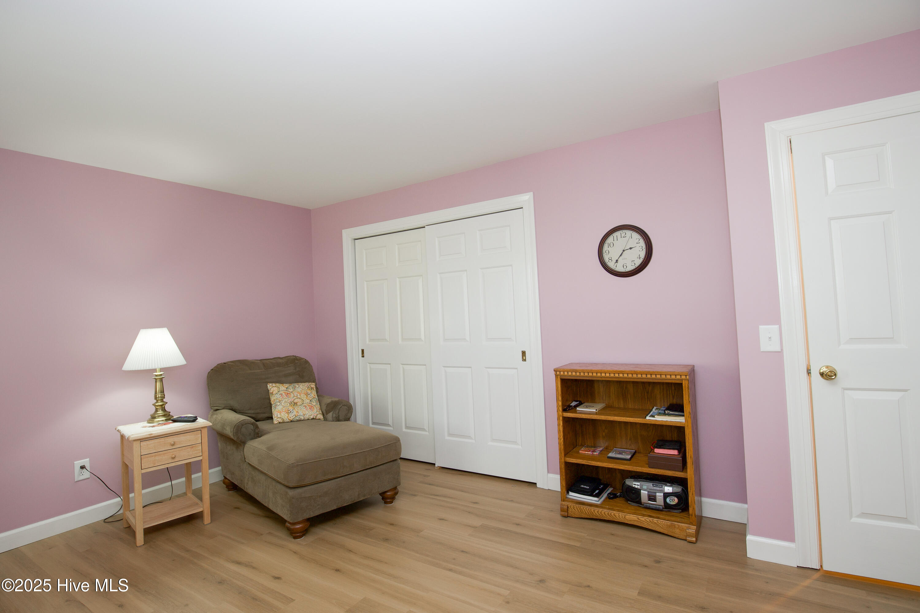 33 Village Green Circle Property Photo 43