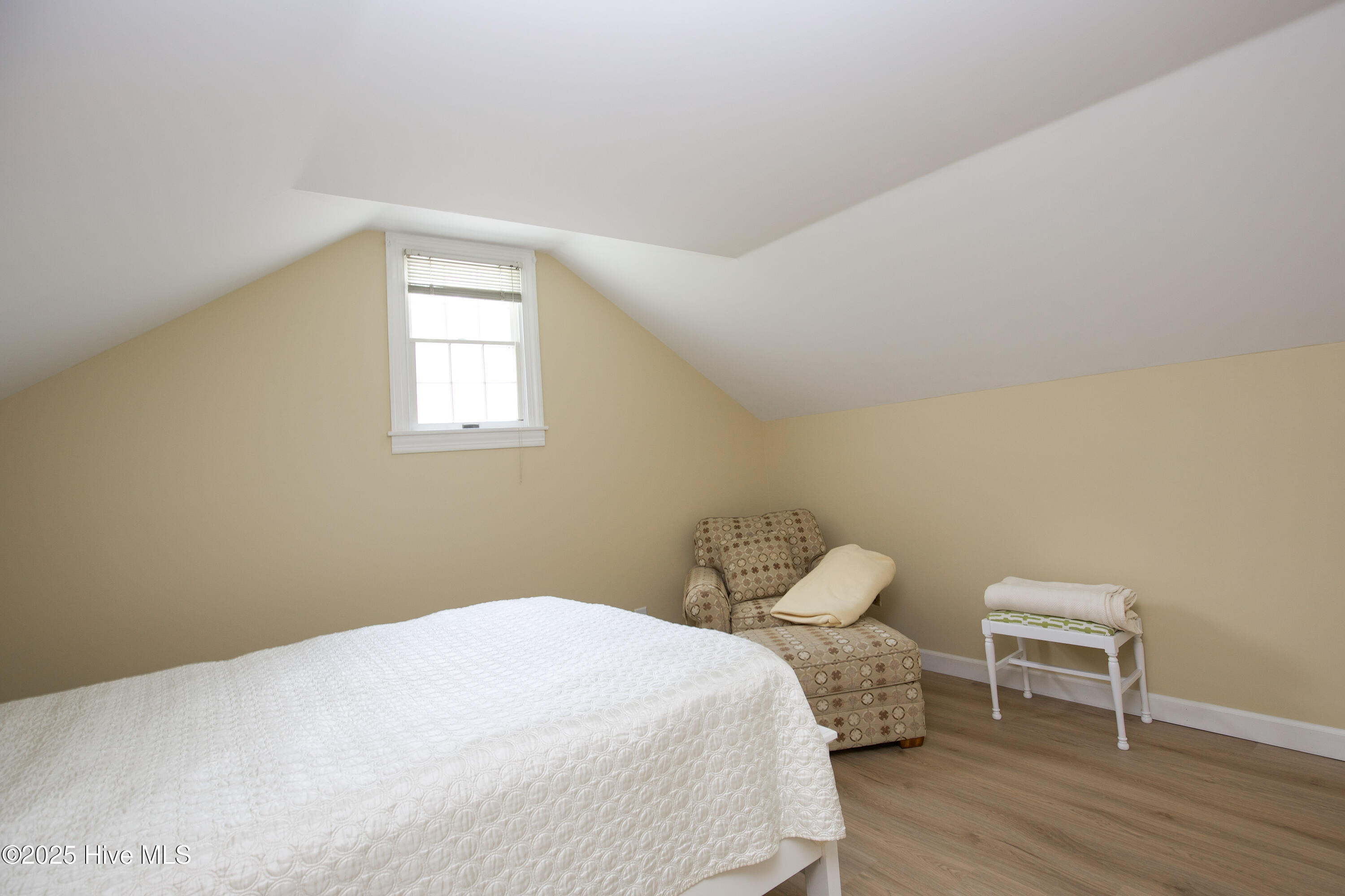 33 Village Green Circle Property Photo 52