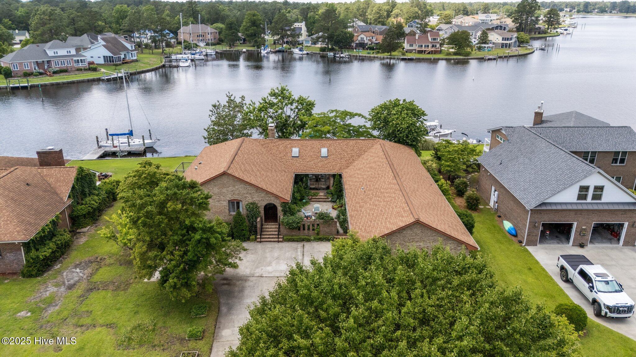6018 Cardinal Drive Property Image